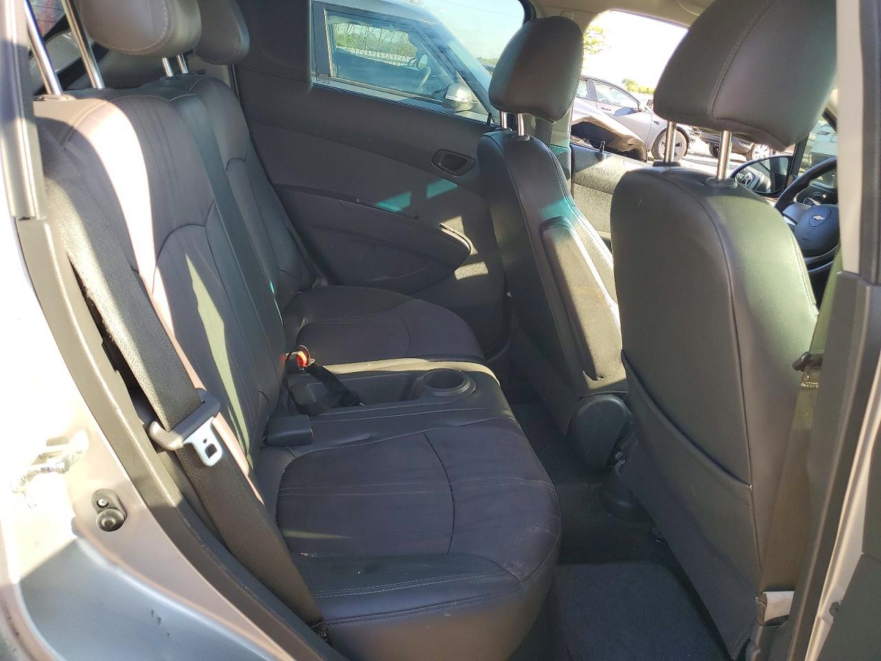 2014 Chev Spark Silver vin: KL8CB6S99EC439766