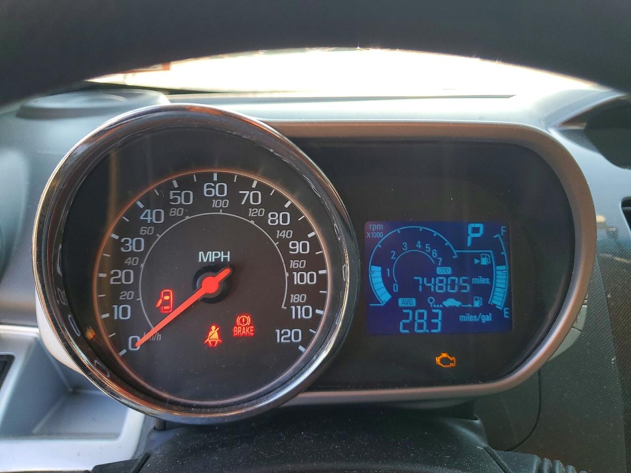 2014 Chev Spark Silver vin: KL8CB6S99EC439766