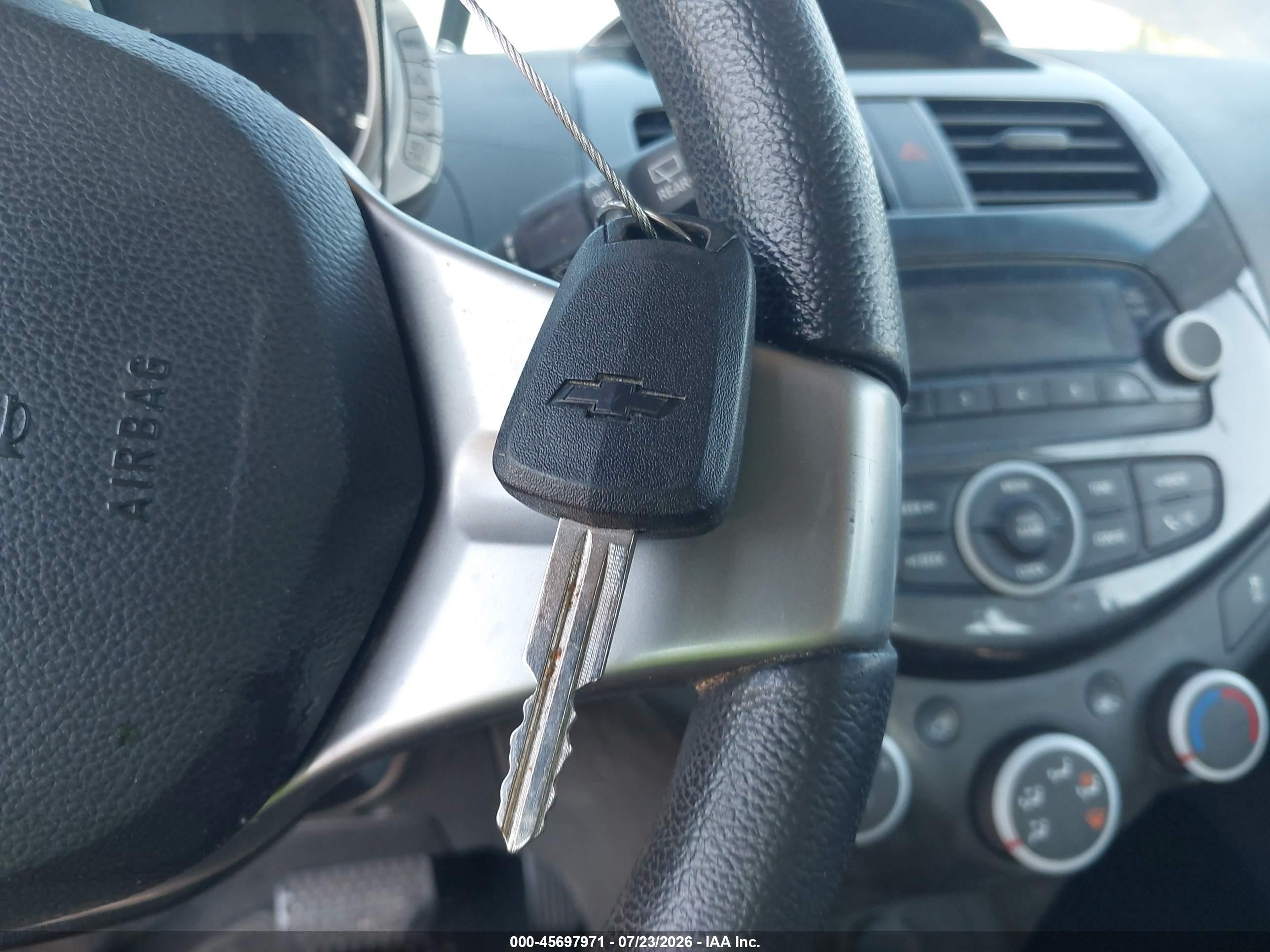 2015 Chevrolet Spark Ls Cvt Черный vin: KL8CB6S9XFC748163