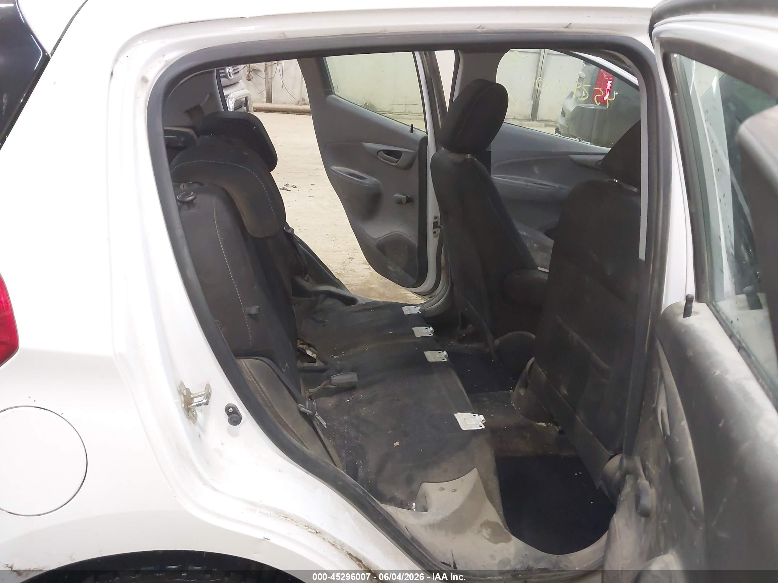 2018 Chevrolet Spark Ls Cvt White vin: KL8CB6SA1JC482440