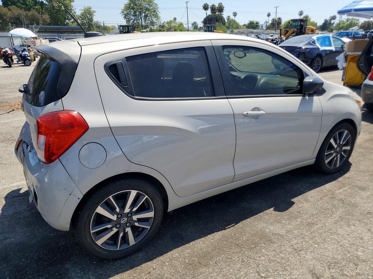 2017 Chevrolet Spark Ls Cream vin: KL8CB6SA3HC840177