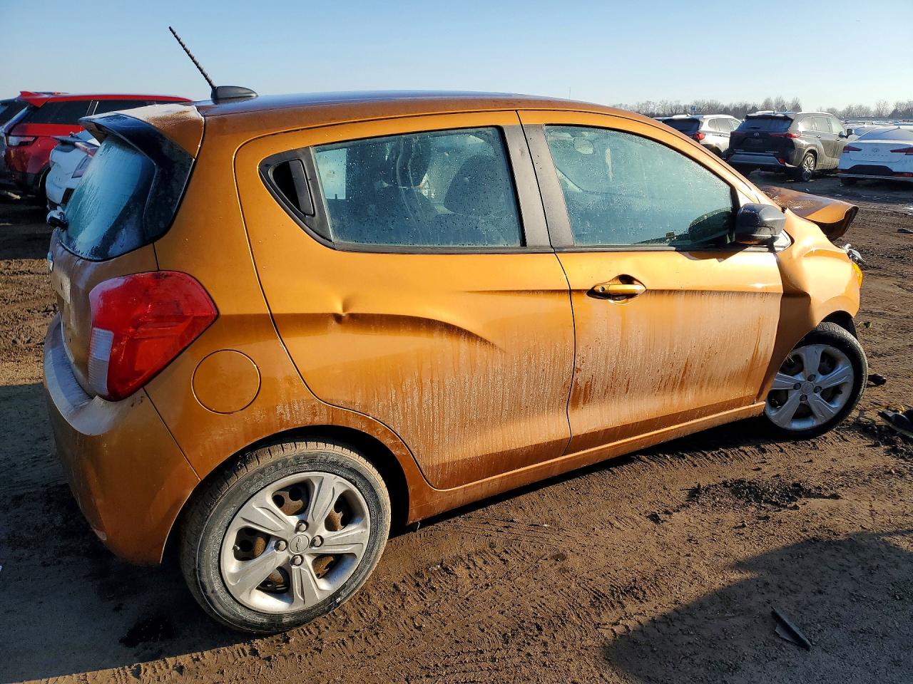 2019 Chevrolet Spark Ls Orange vin: KL8CB6SA3KC712657