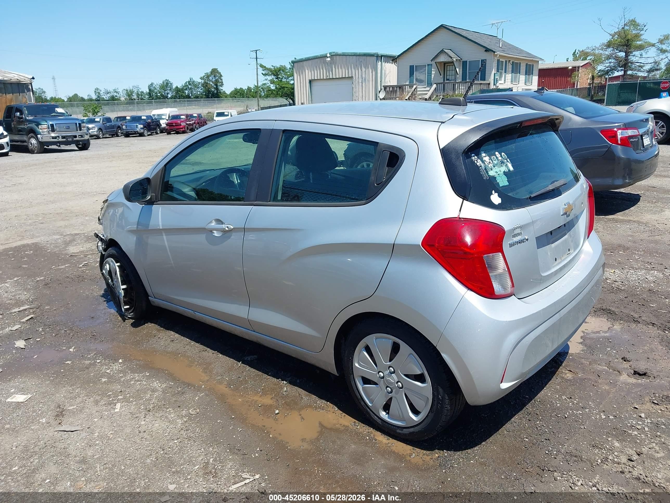 2017 Chevrolet Spark Ls Cvt Silver vin: KL8CB6SA7HC744584