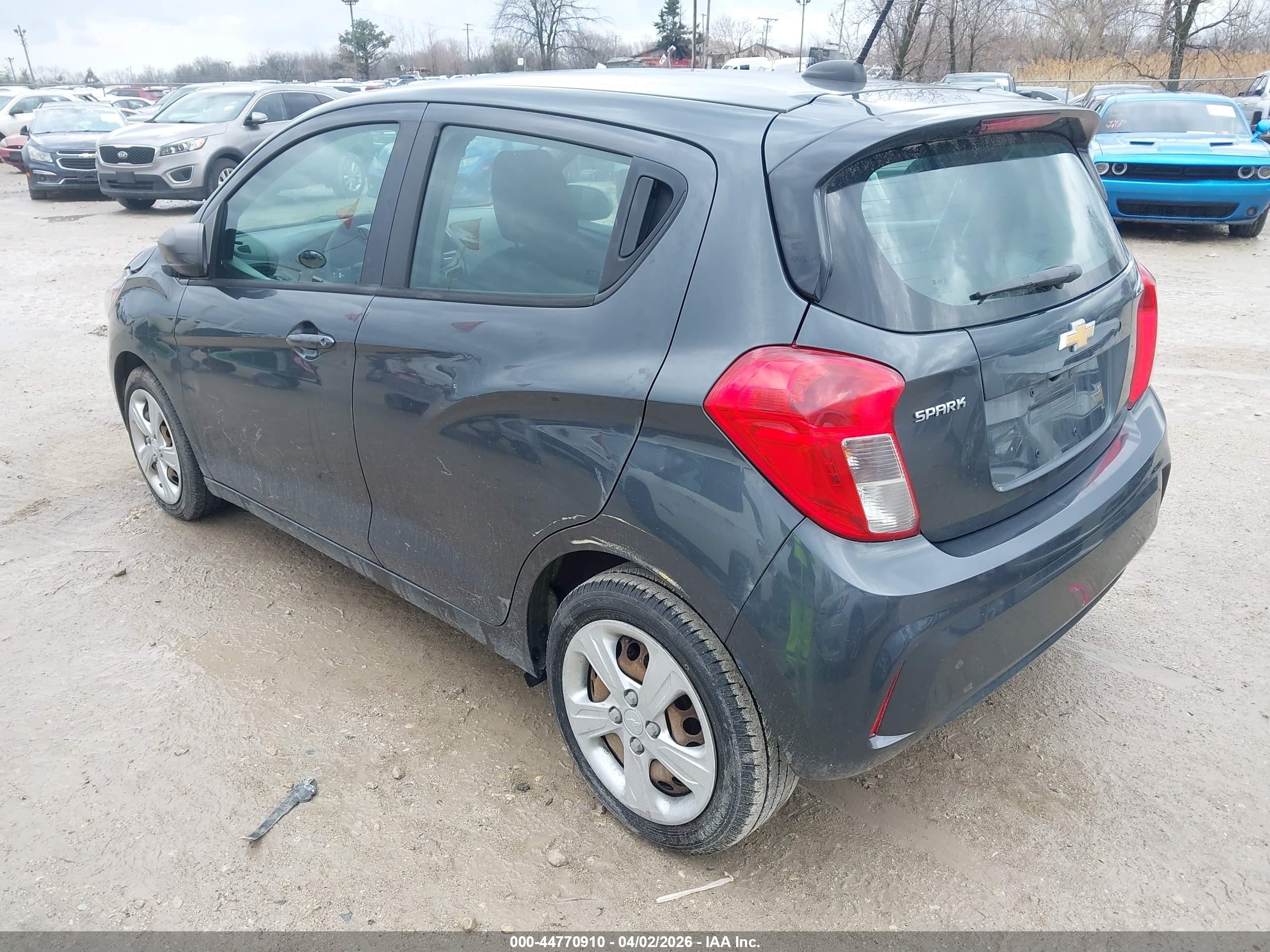 2019 Chevrolet Spark Ls Cvt Gray vin: KL8CB6SA8KC713156
