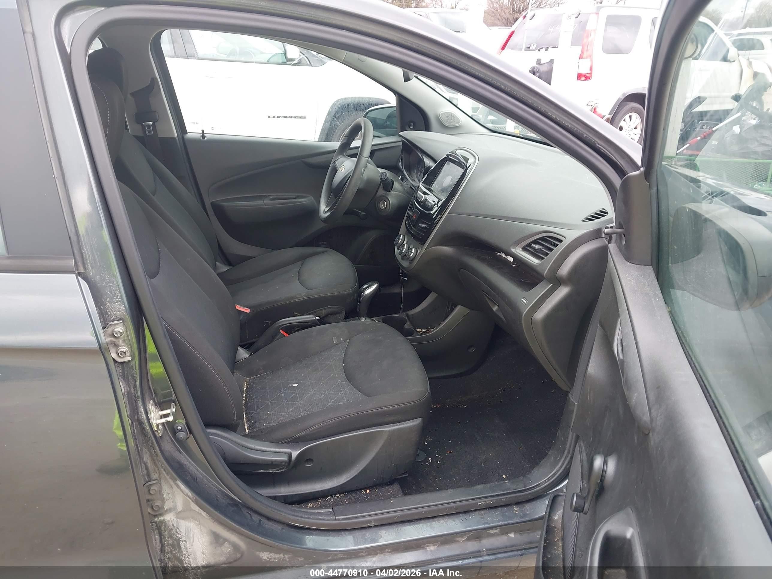 2019 Chevrolet Spark Ls Cvt Gray vin: KL8CB6SA8KC713156