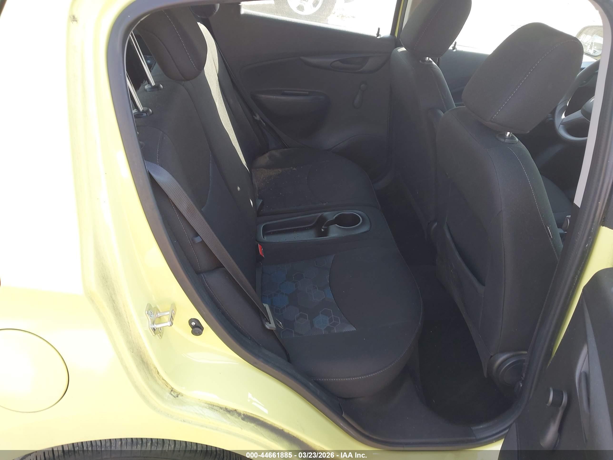 2018 Chevrolet Spark Ls Cvt Yellow vin: KL8CB6SA9JC471699