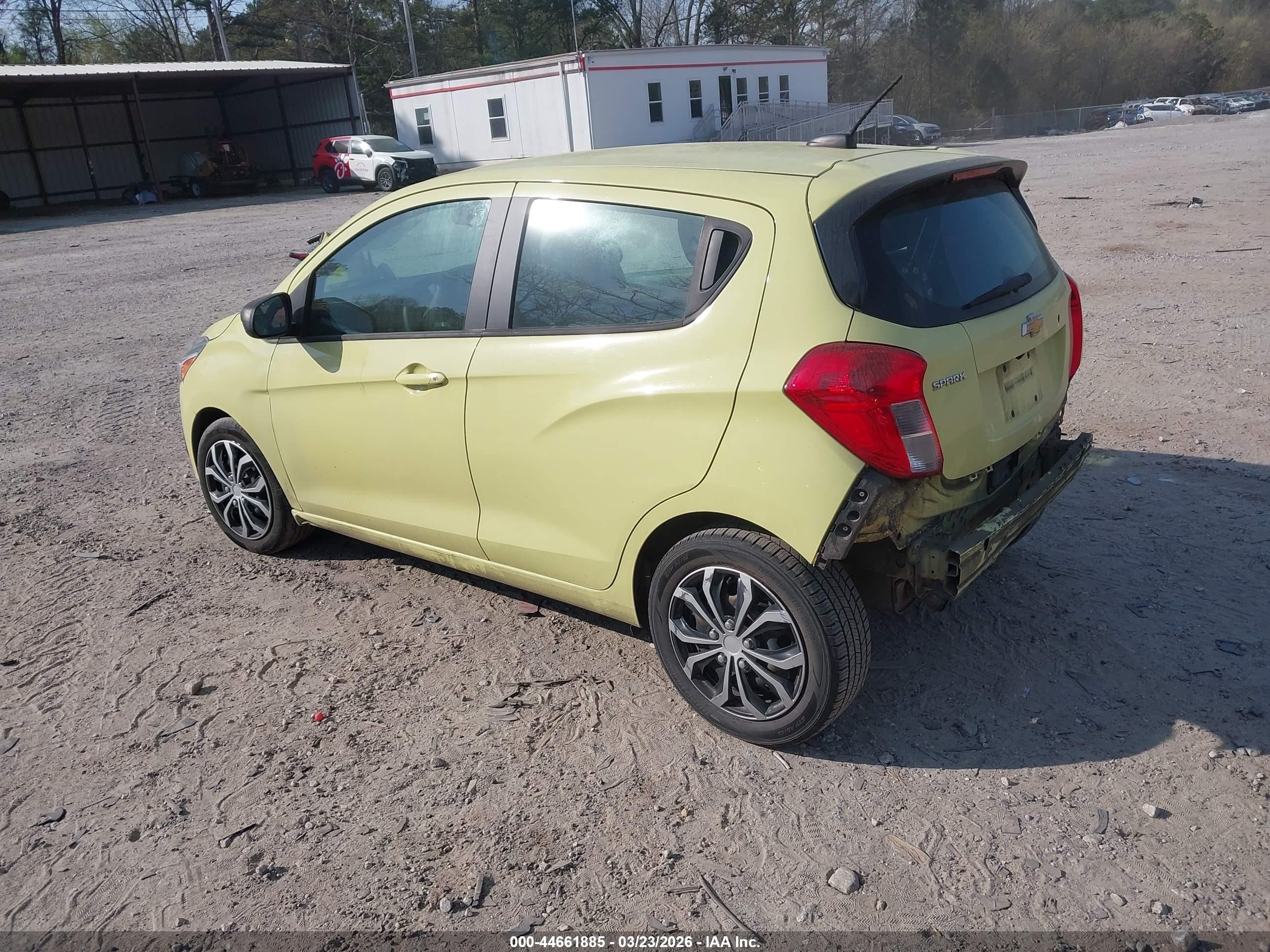 2018 Chevrolet Spark Ls Cvt Yellow vin: KL8CB6SA9JC471699
