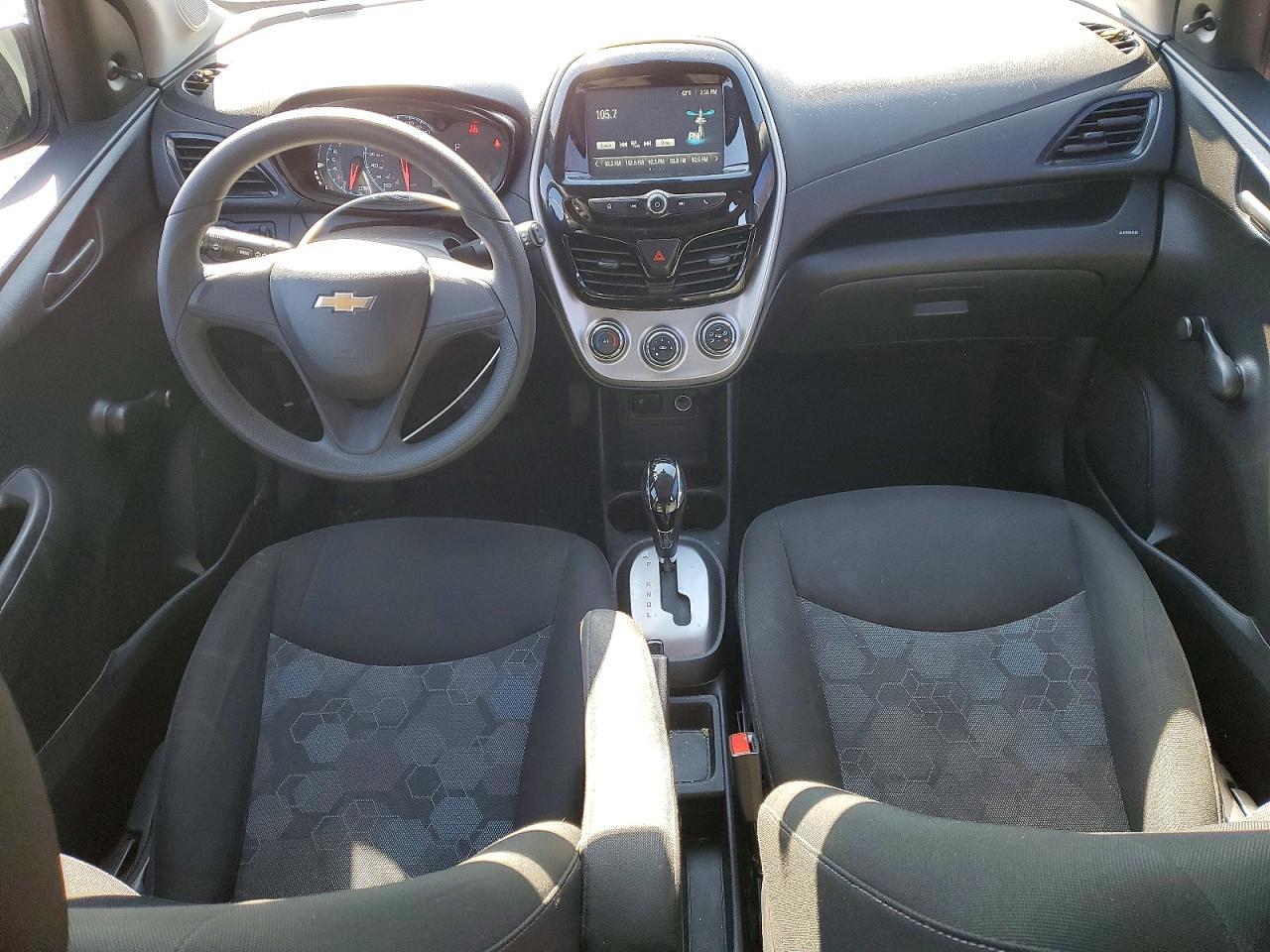 2017 Chevrolet Spark Ls Beige vin: KL8CB6SAXHC826843