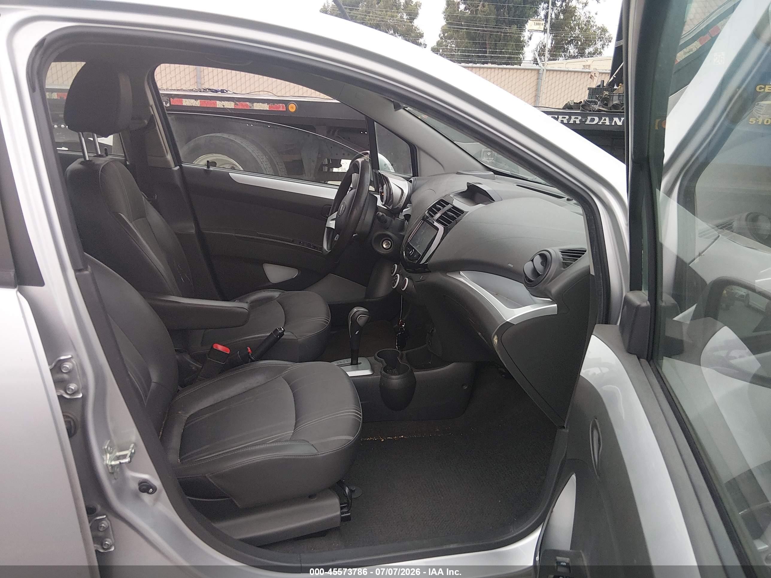 2014 Chevrolet Spark 1lt Auto Silver vin: KL8CD6S90EC553097