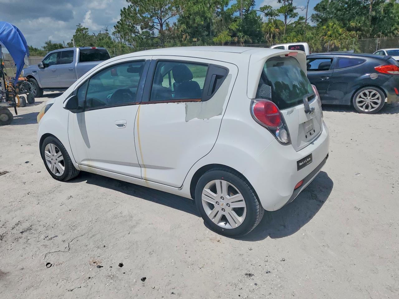 2014 Chevrolet Spark 1lt White vin: KL8CD6S90EC581577