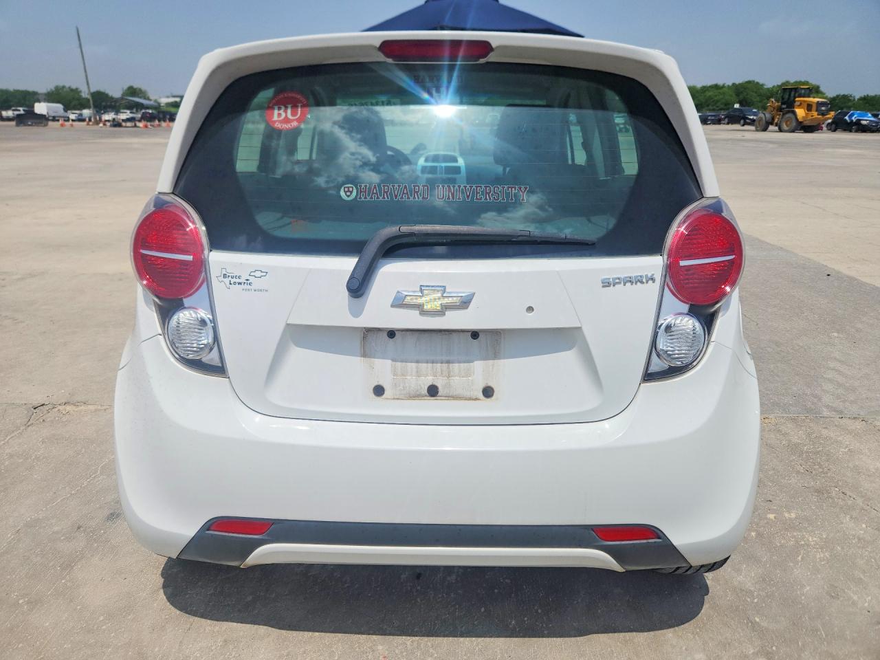 2014 Chevrolet Spark 1lt White vin: KL8CD6S92EC541422