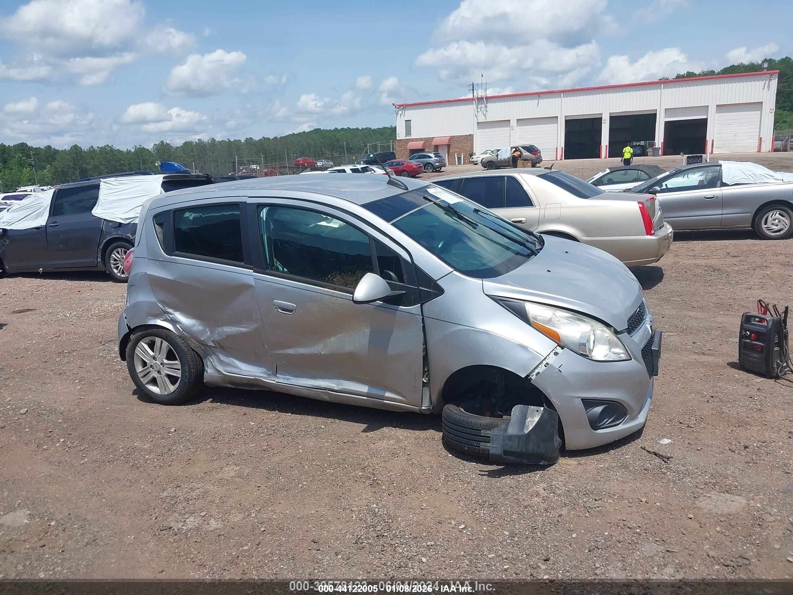 2015 Chevrolet Spark 1lt Cvt Silver vin: KL8CD6S92FC736079