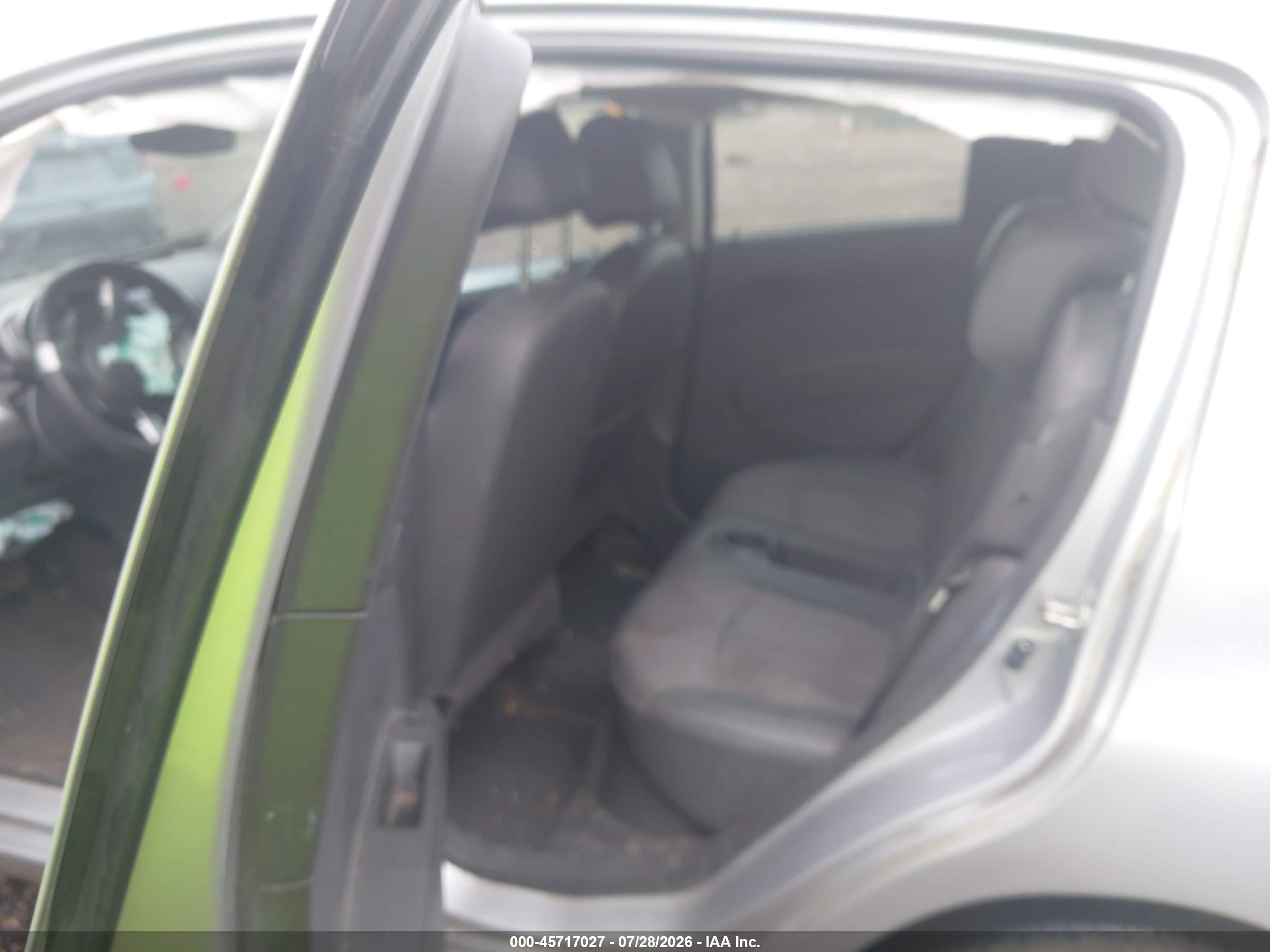 2013 Chevrolet Spark 1lt Auto Silver vin: KL8CD6S93DC541542