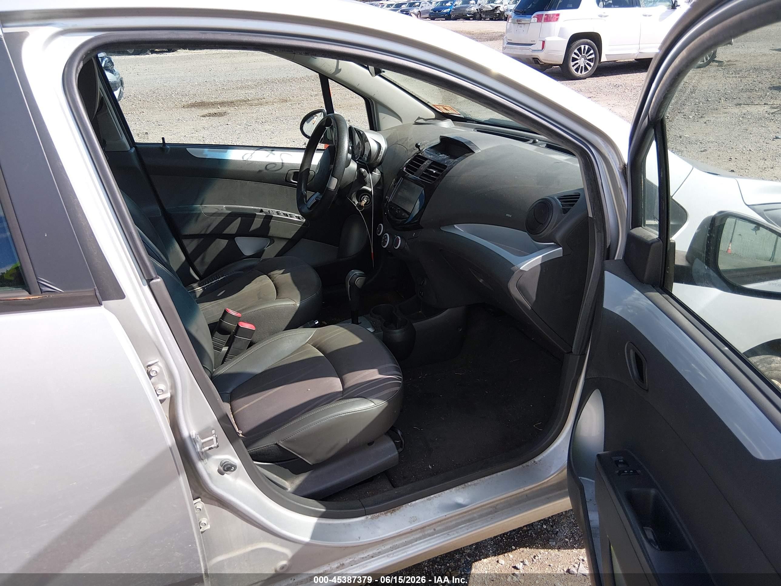 2015 Chevrolet Spark 1lt Cvt Silver vin: KL8CD6S93FC732011