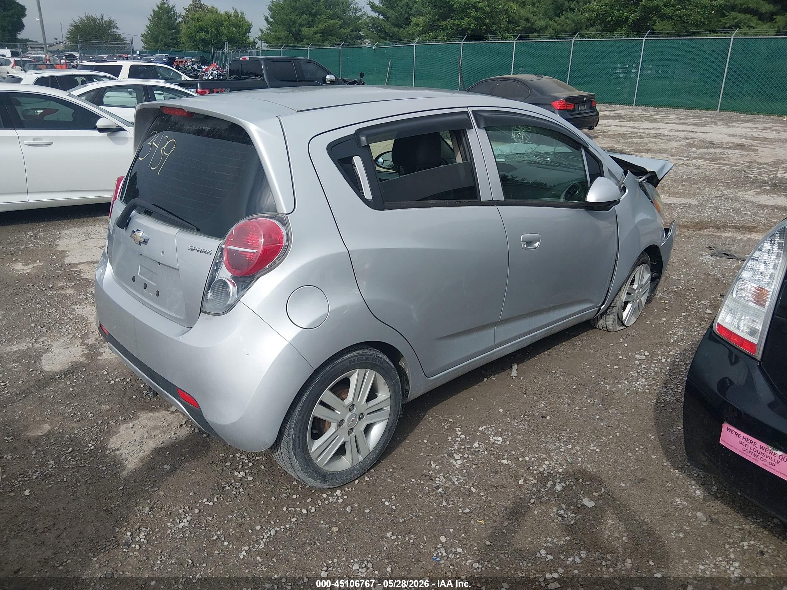 2015 Chevrolet Spark 1lt Cvt Silver vin: KL8CD6S93FC753439