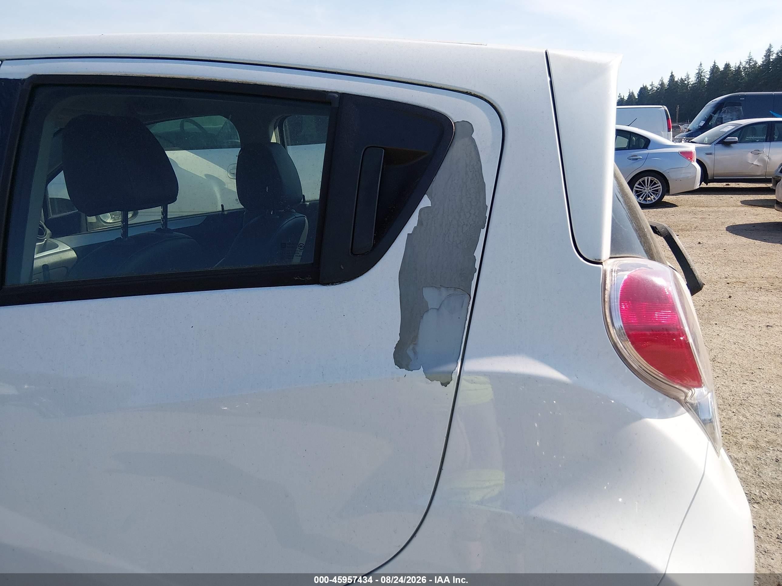 2013 Chevrolet Spark 1lt Auto White vin: KL8CD6S94DC592192