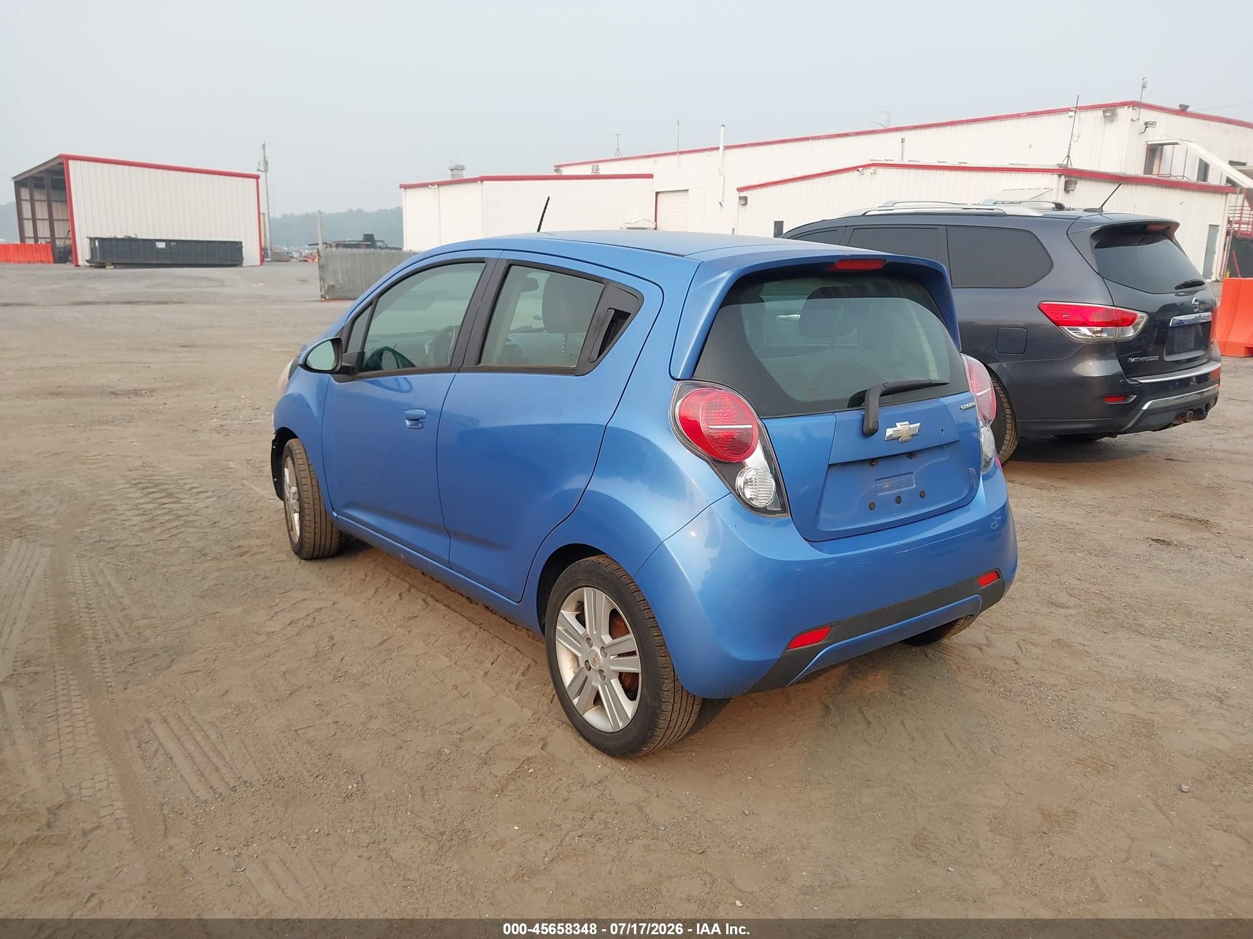 2015 Chevrolet Spark 1lt Cvt Синий vin: KL8CD6S94FC726136