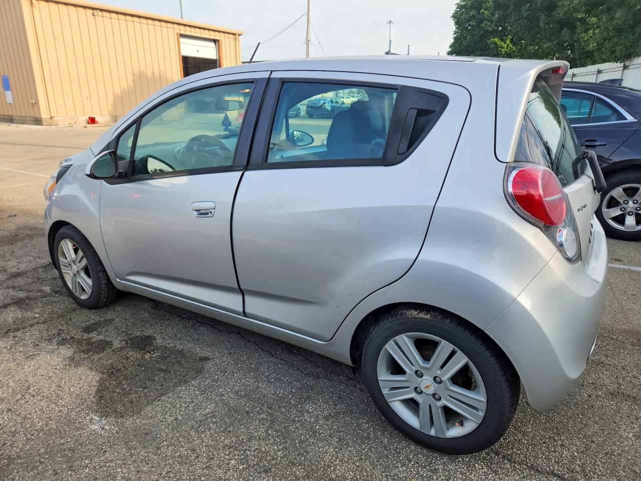 2014 Chevrolet Spark 1lt Серебряный vin: KL8CD6S95EC412297