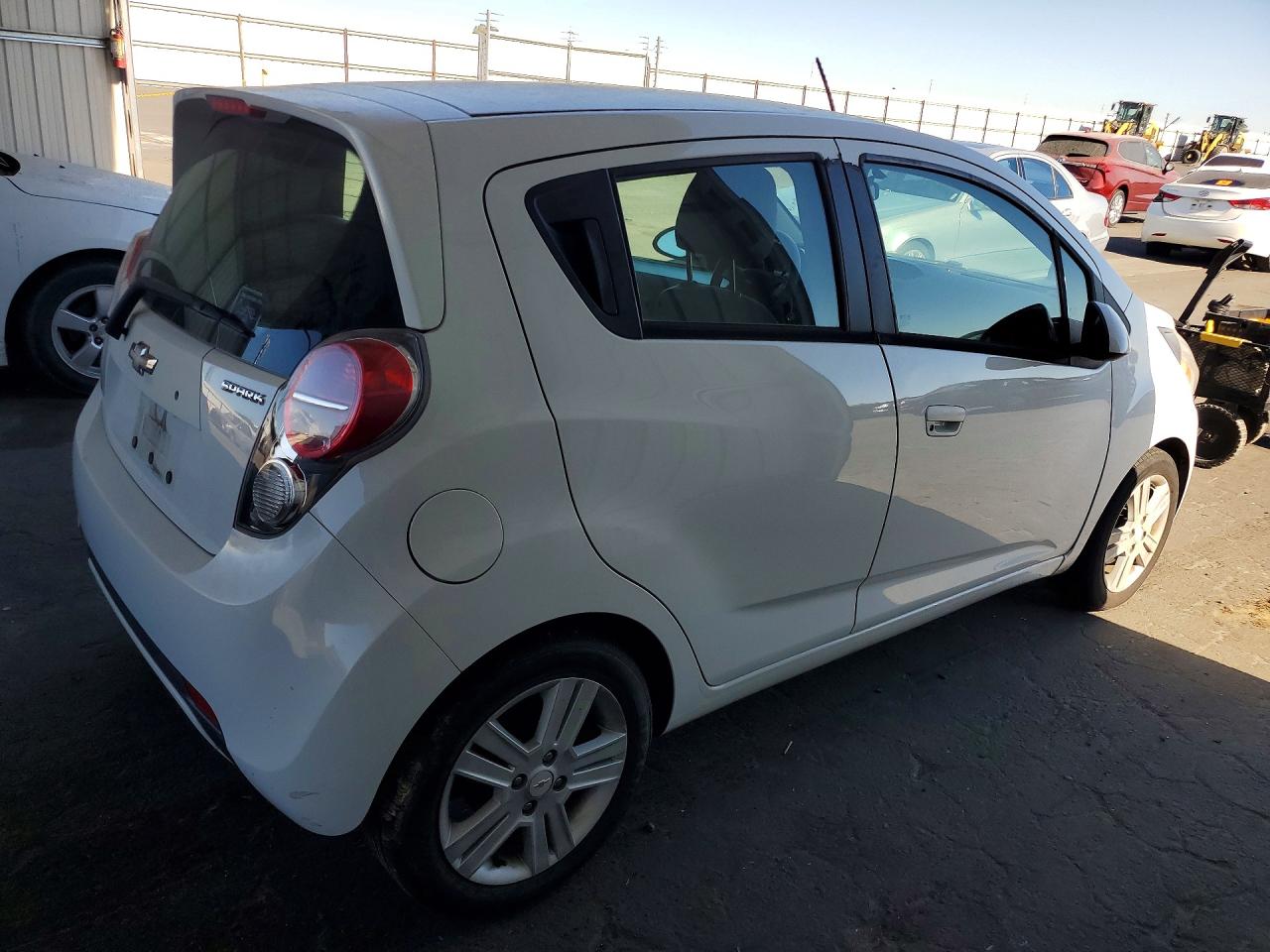2014 Chevrolet Spark 1lt White vin: KL8CD6S95EC580117