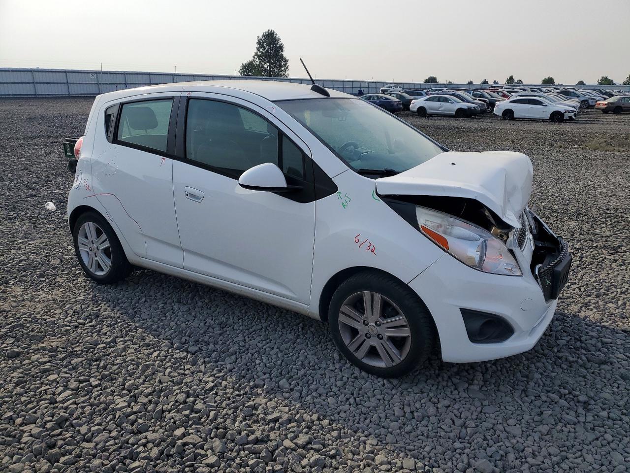 2015 Chevrolet Spark 1lt White vin: KL8CD6S95FC761137