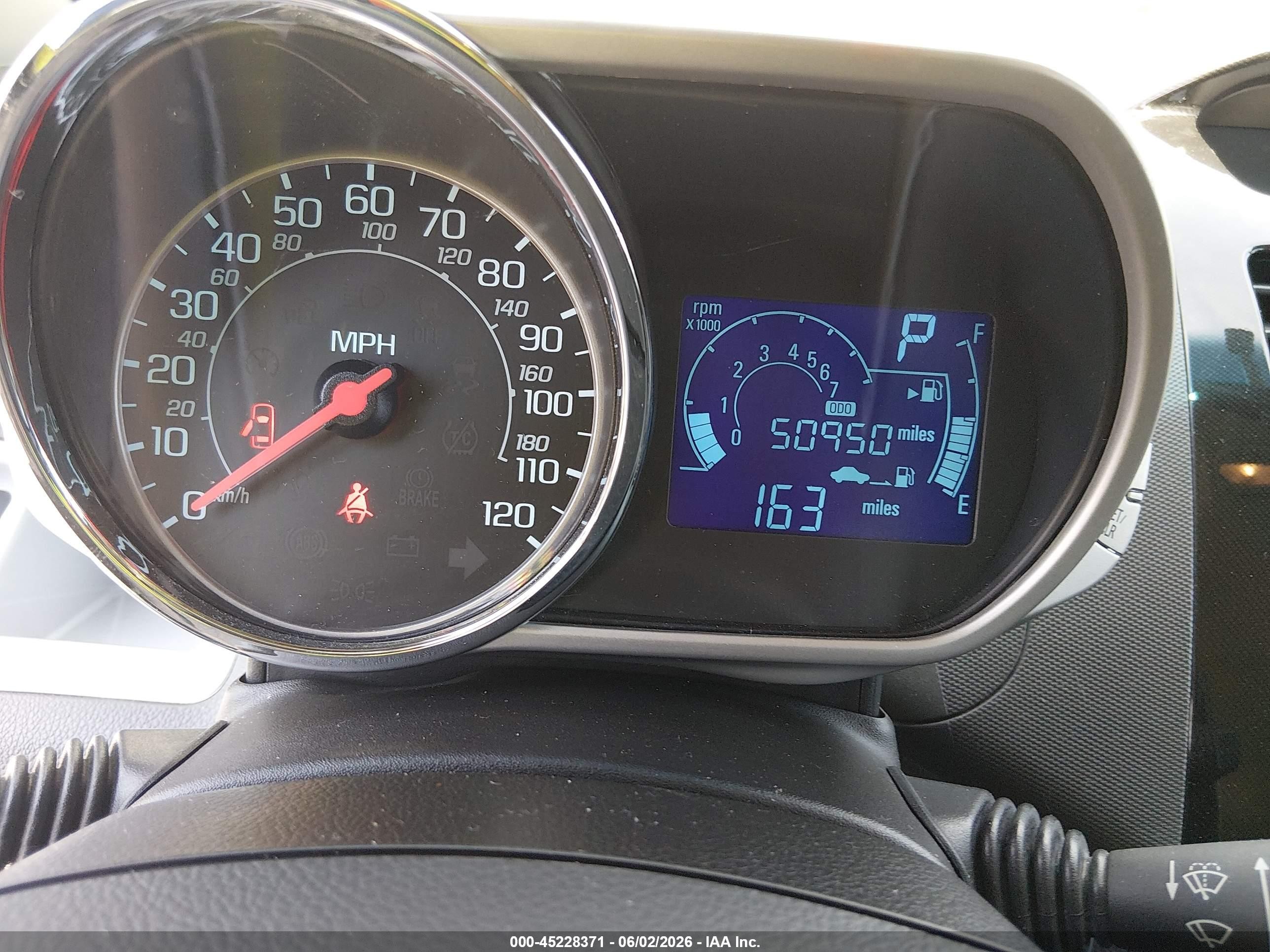 2015 Chevrolet Spark 1lt Cvt Белый vin: KL8CD6S95FC784529