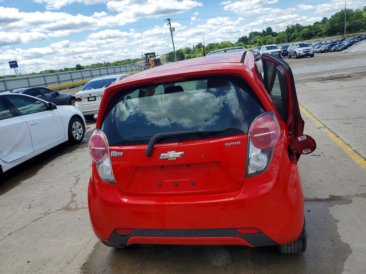 2015 Chevrolet Spark 1lt Red vin: KL8CD6S97FC721898