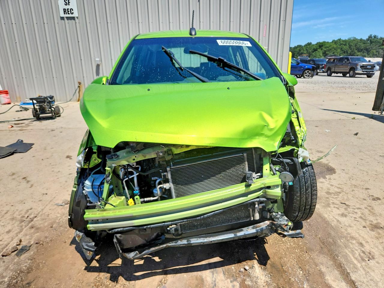 2015 Chevrolet Spark 1lt Green vin: KL8CD6S97FC741892