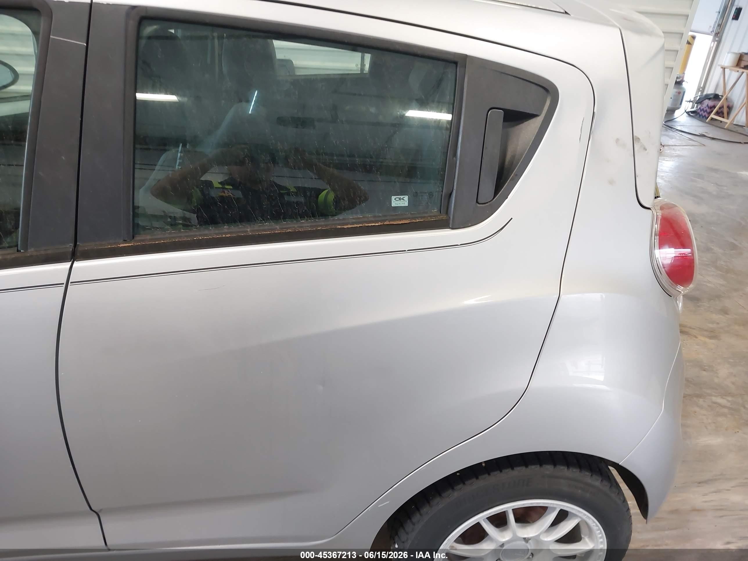 2015 Chevrolet Spark 1lt Cvt Silver vin: KL8CD6S98FC761360