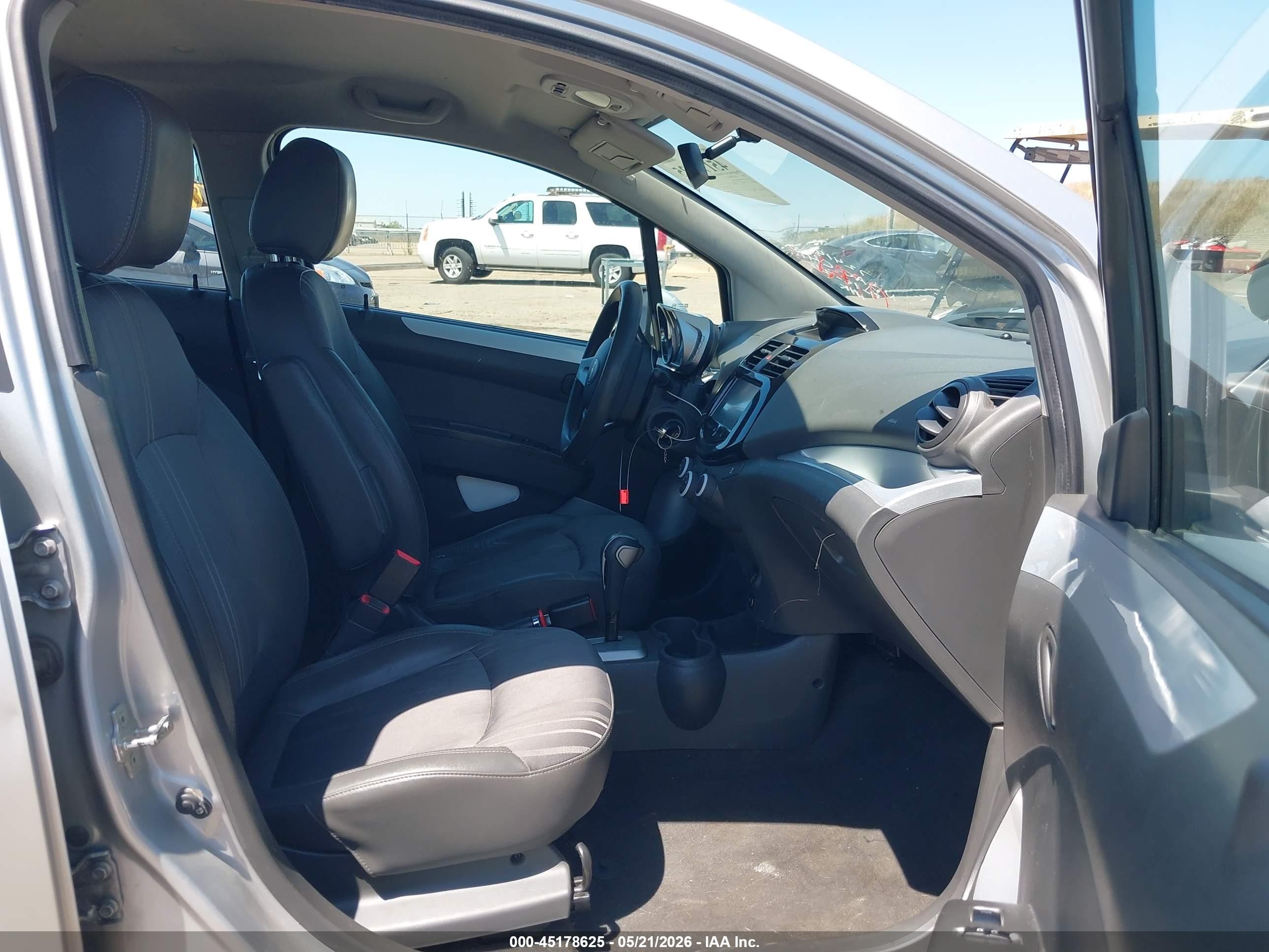 2015 Chevrolet Spark 1lt Cvt Silver vin: KL8CD6S99FC719599