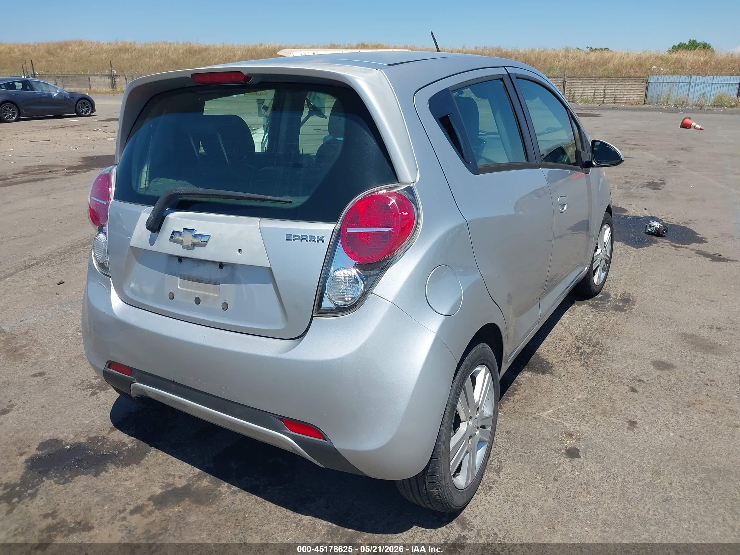 2015 Chevrolet Spark 1lt Cvt Silver vin: KL8CD6S99FC719599