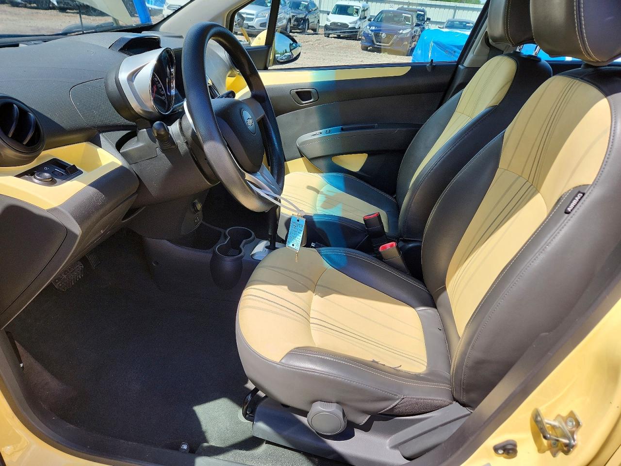 2013 Chevrolet Spark 1lt Yellow vin: KL8CD6S9XDC563120