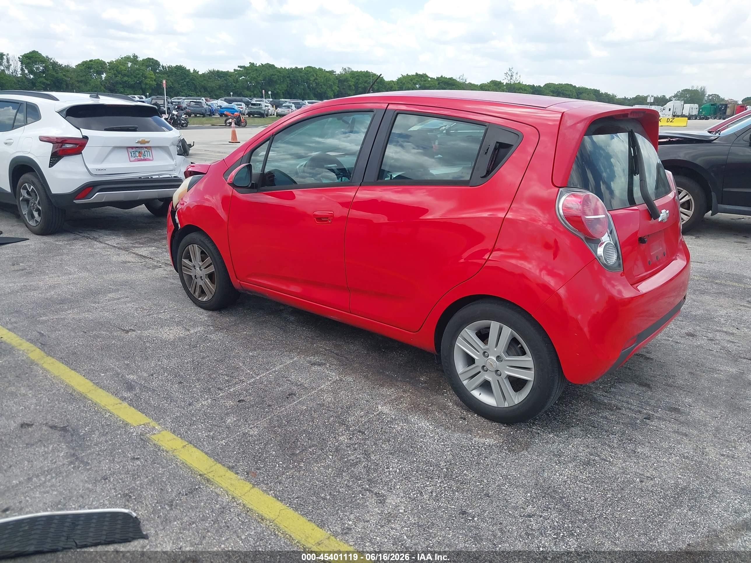 2013 Chevrolet Spark 1lt Auto Красный vin: KL8CD6S9XDC568916