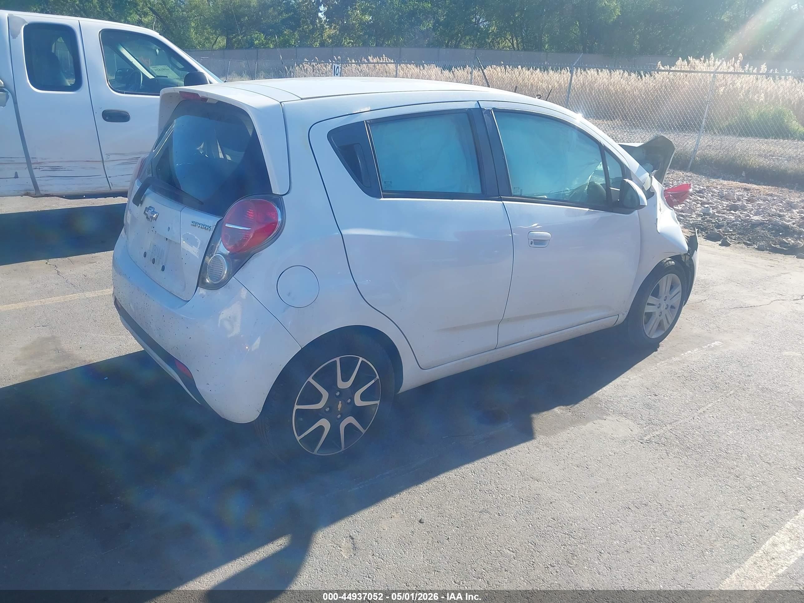 2014 Chevrolet Spark 1lt Auto White vin: KL8CD6S9XEC546755