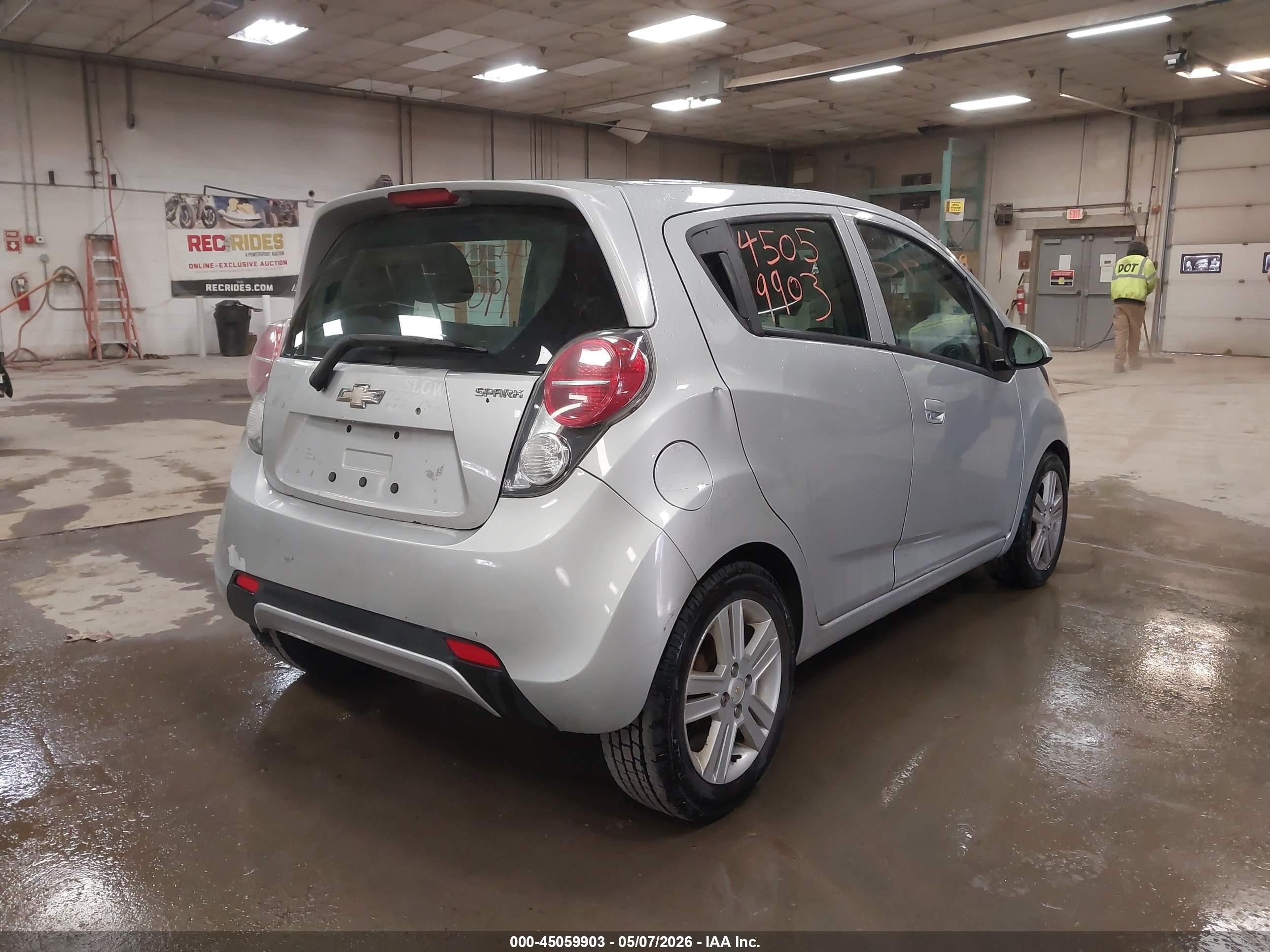 2014 Chevrolet Spark 1lt Auto Silver vin: KL8CD6S9XEC563118
