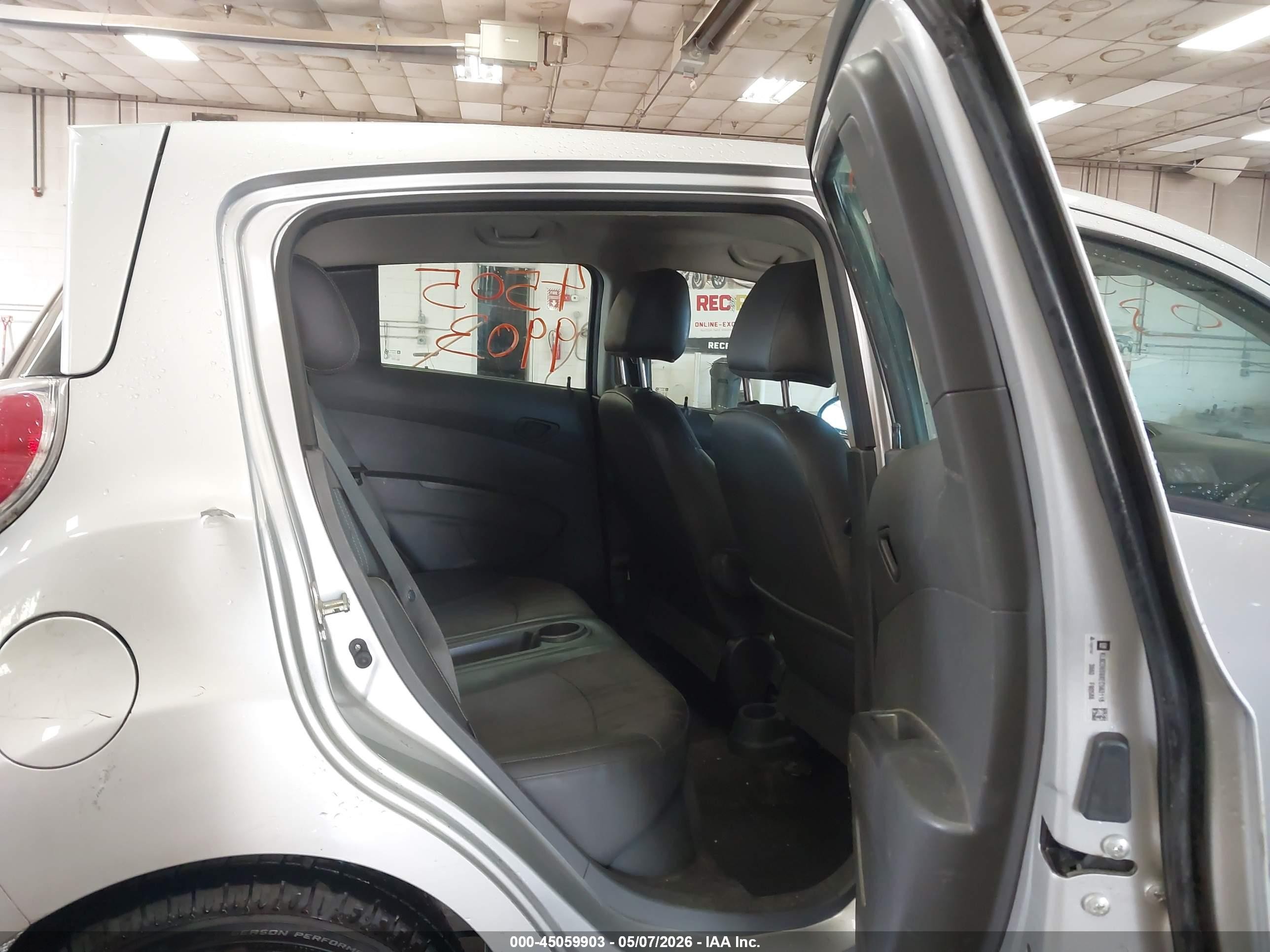 2014 Chevrolet Spark 1lt Auto Silver vin: KL8CD6S9XEC563118