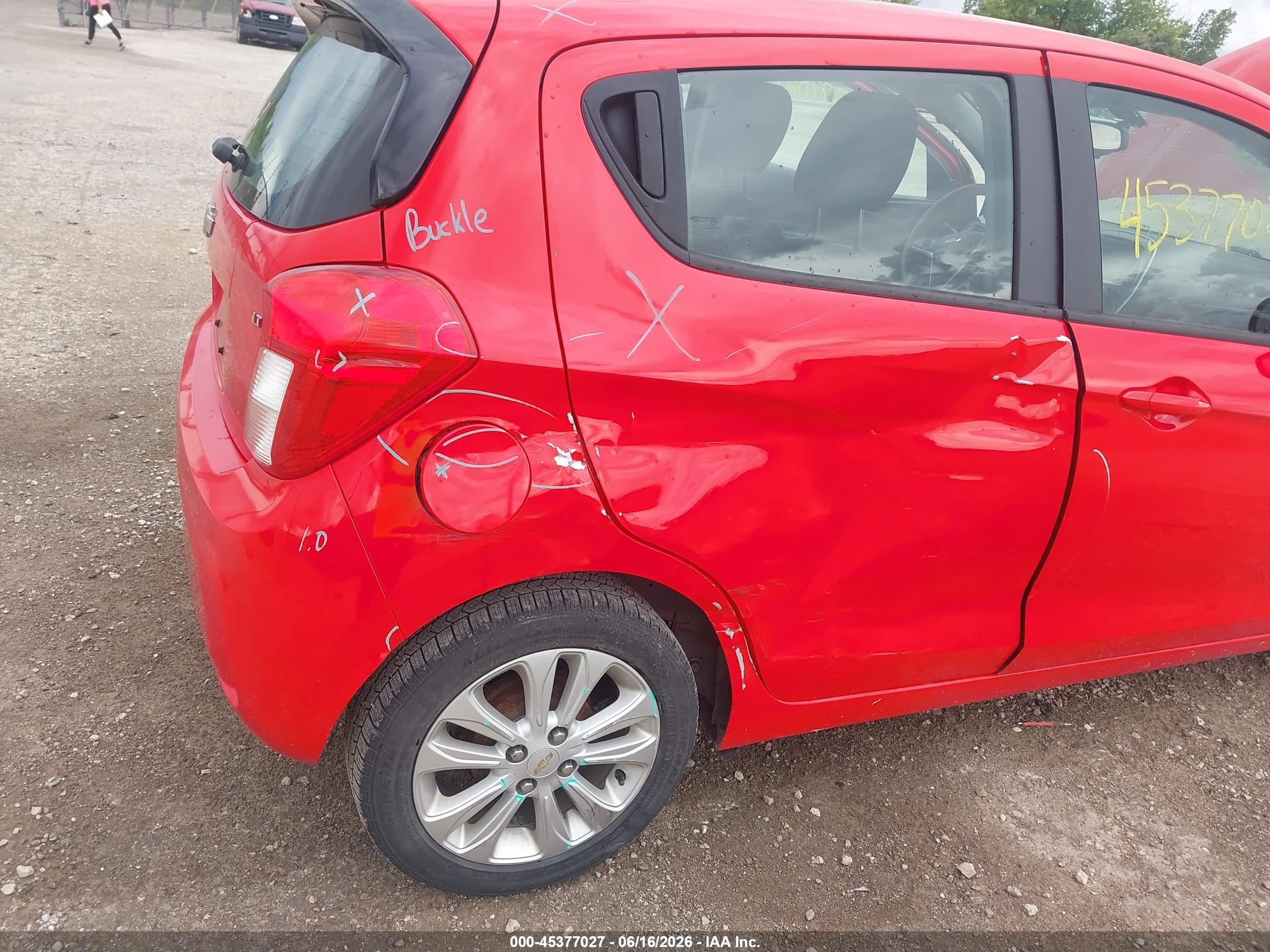 2016 Chevrolet Spark 1lt Cvt Red vin: KL8CD6SA2GC574160