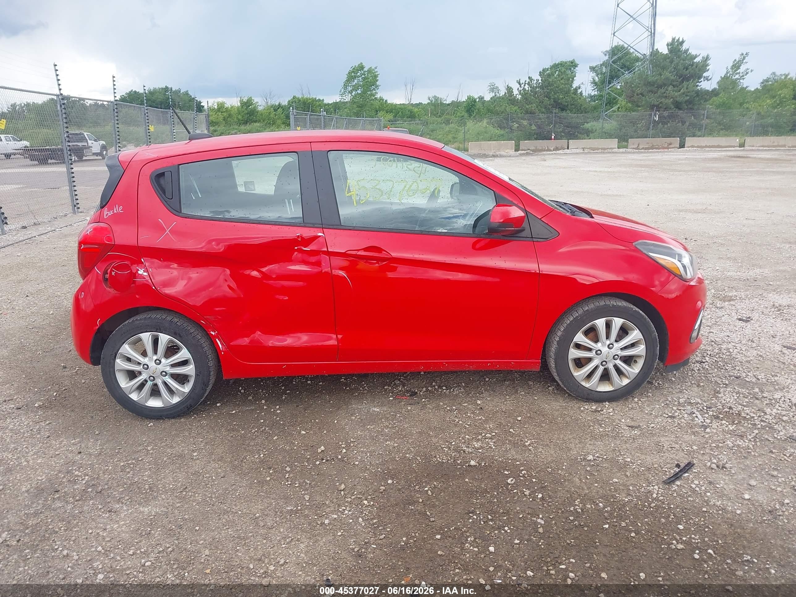 2016 Chevrolet Spark 1lt Cvt Red vin: KL8CD6SA2GC574160
