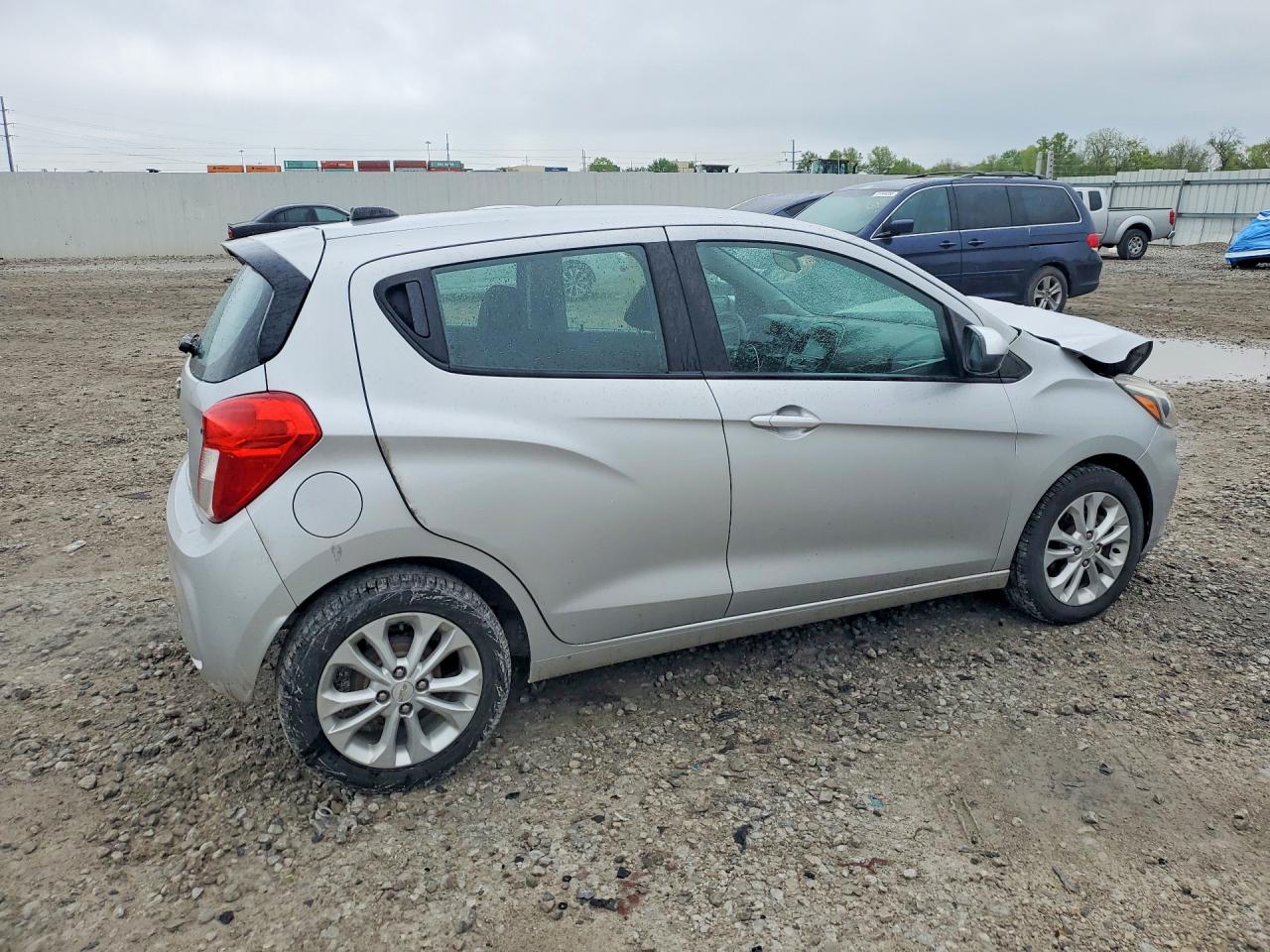 2020 Chevrolet Spark 1lt Серебряный vin: KL8CD6SA4LC448473