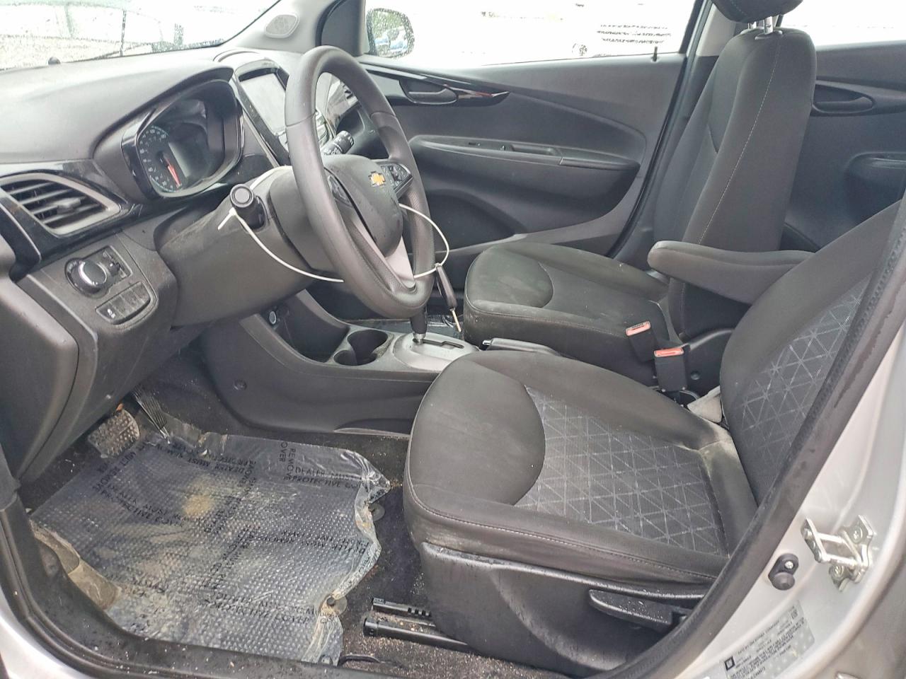 2020 Chevrolet Spark 1lt Серебряный vin: KL8CD6SA4LC448473