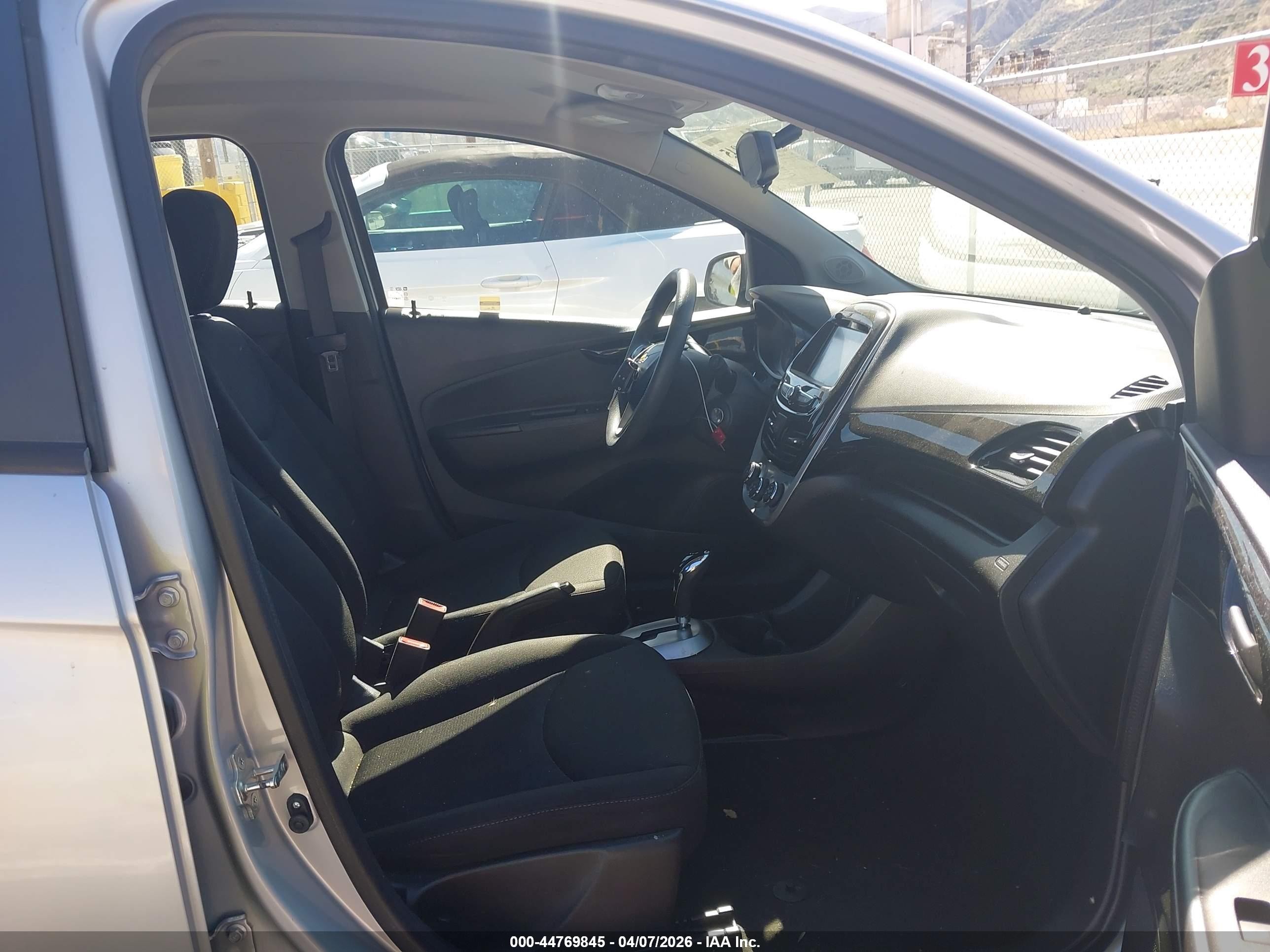 2017 Chevrolet Spark 1lt Cvt Gray vin: KL8CD6SA8HC740571