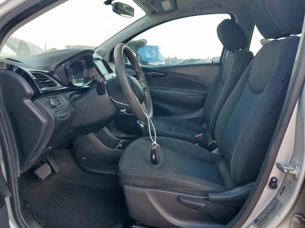 2021 Chevrolet Spark 1lt Silver vin: KL8CD6SA8MC225483