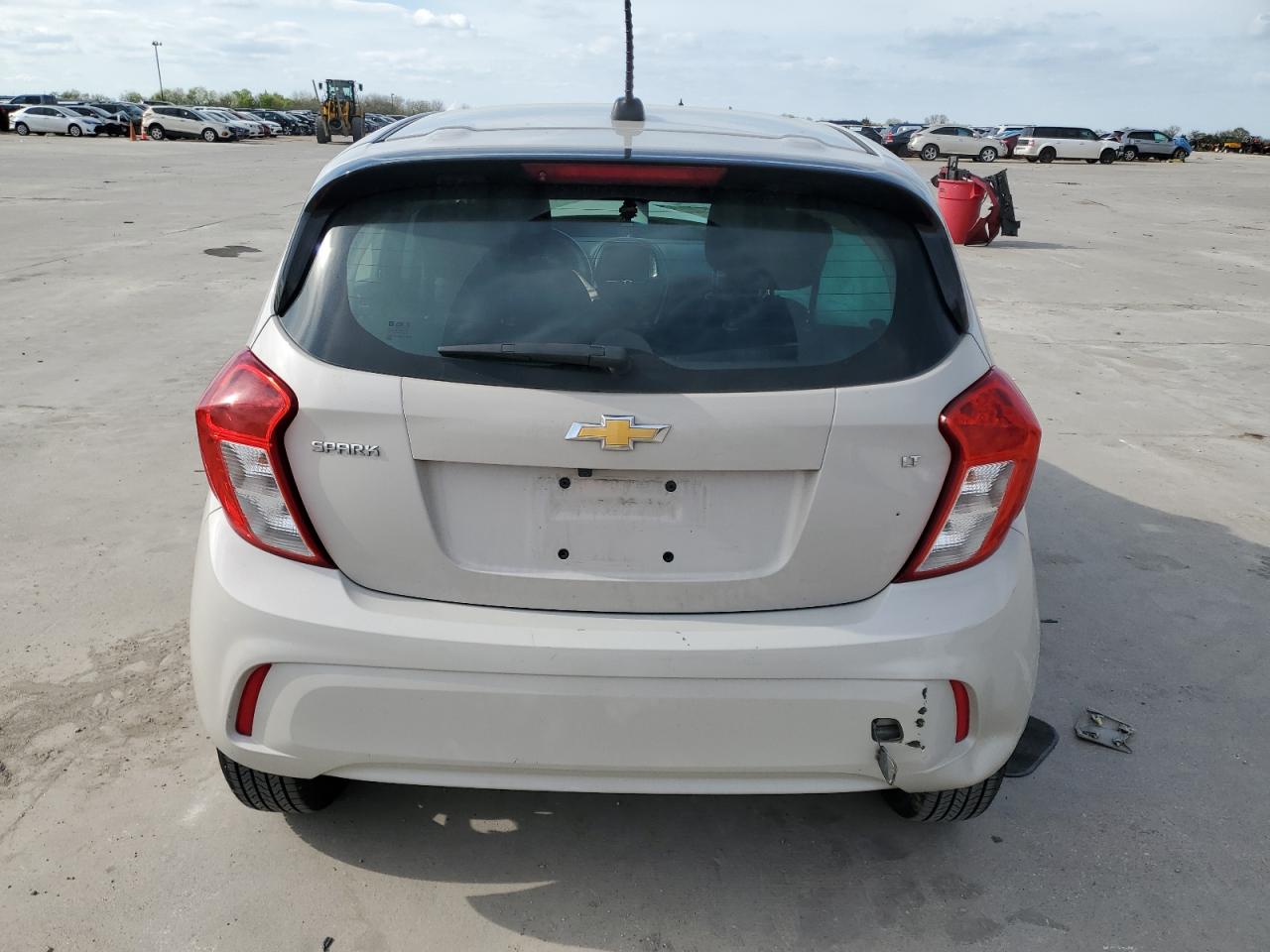 2021 Chevrolet Spark 1lt Cream vin: KL8CD6SA9MC745062