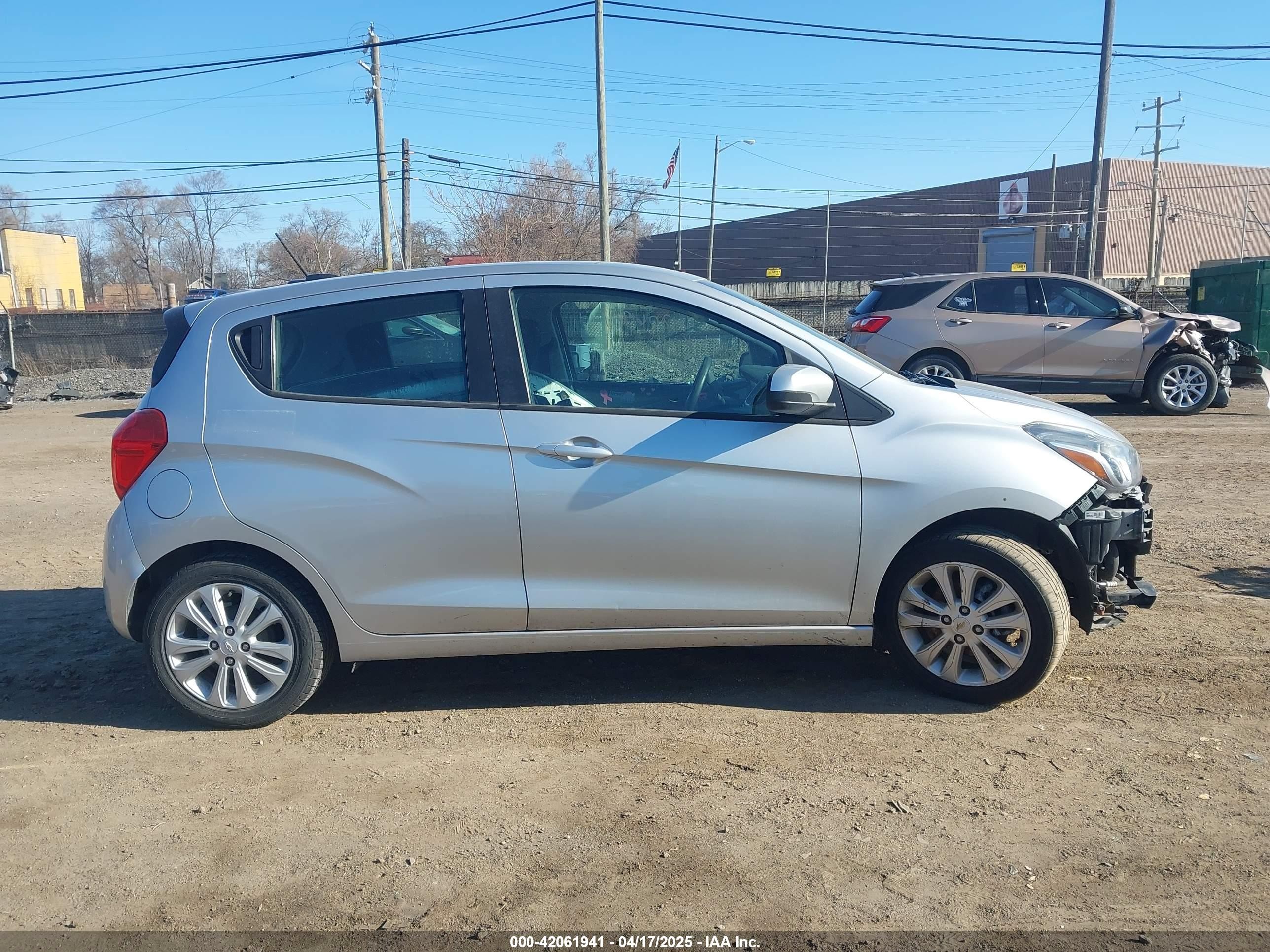 2018 Chevrolet Spark 1lt Cvt Silver vin: KL8CD6SAXJC439189