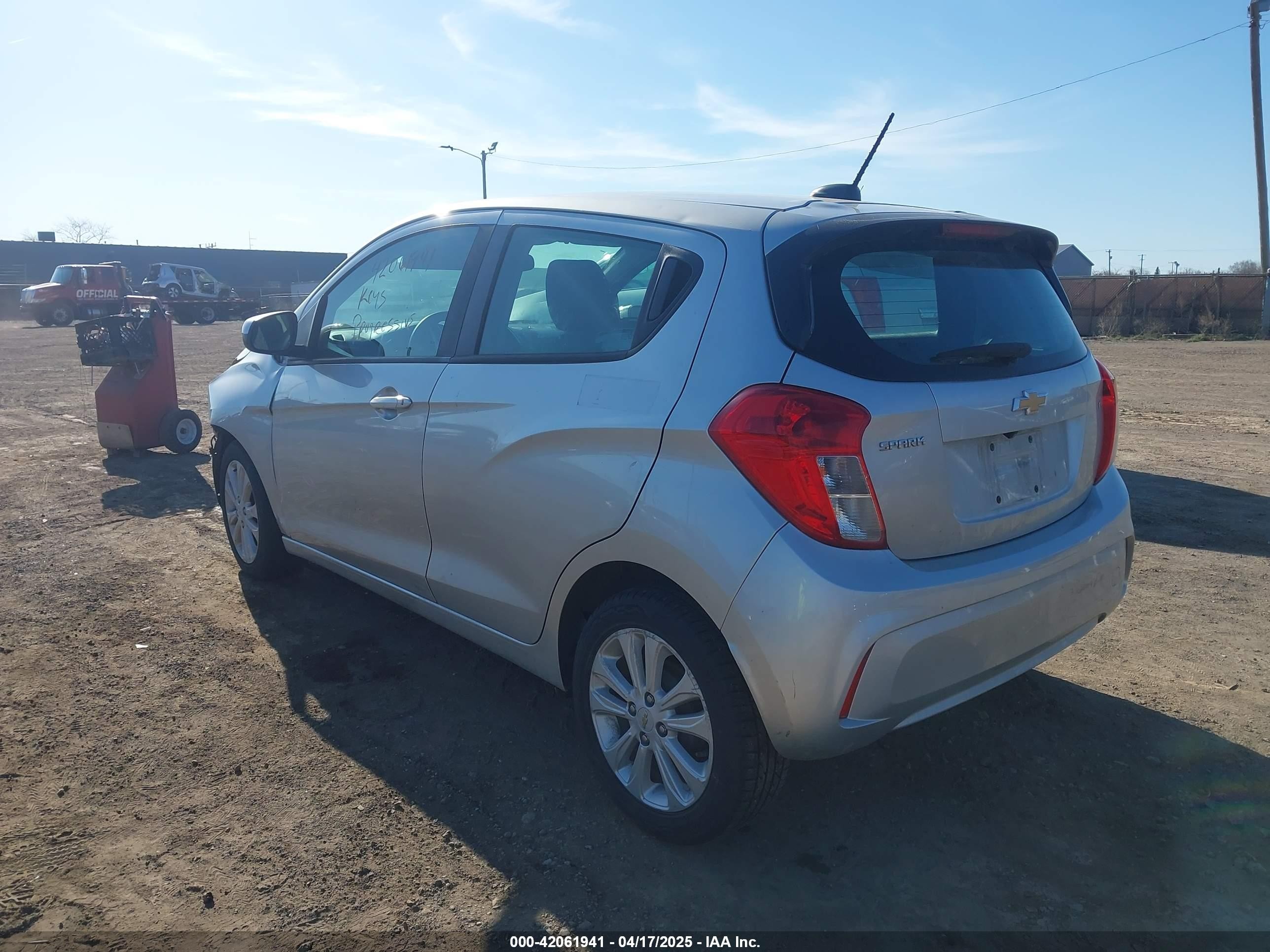 2018 Chevrolet Spark 1lt Cvt Silver vin: KL8CD6SAXJC439189