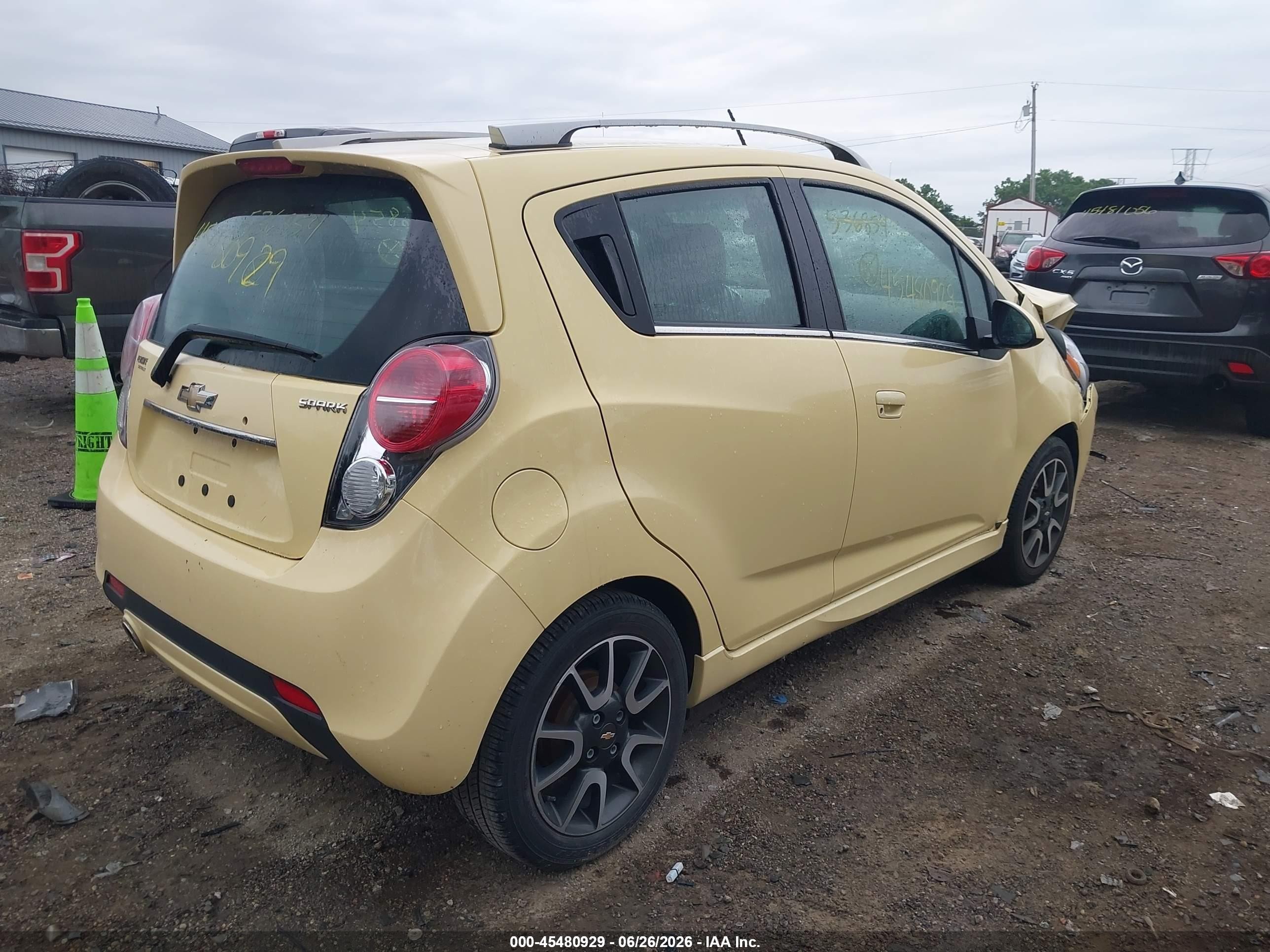 2013 Chevrolet Spark 2lt Auto Yellow vin: KL8CF6S95DC536854