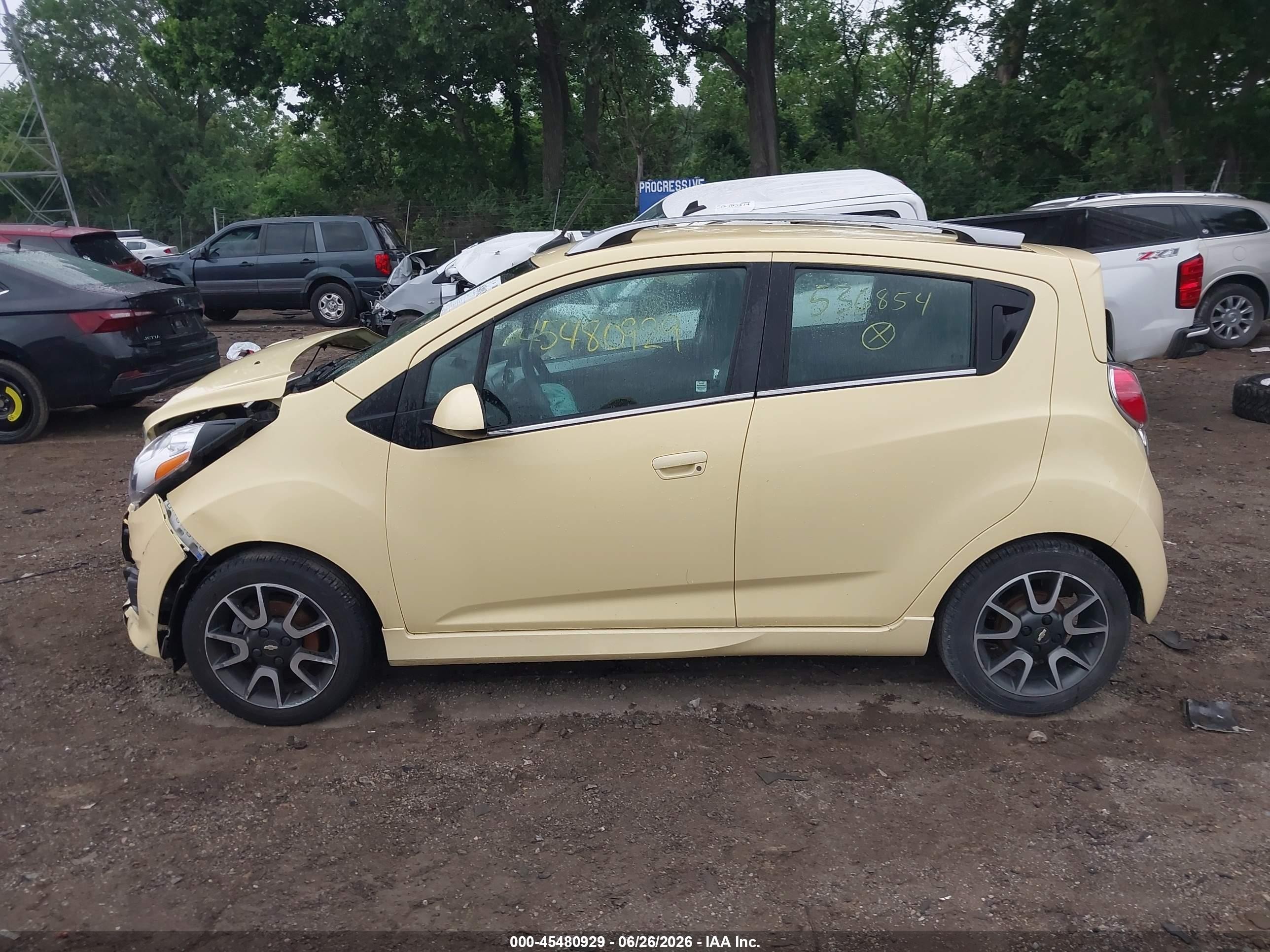 2013 Chevrolet Spark 2lt Auto Yellow vin: KL8CF6S95DC536854
