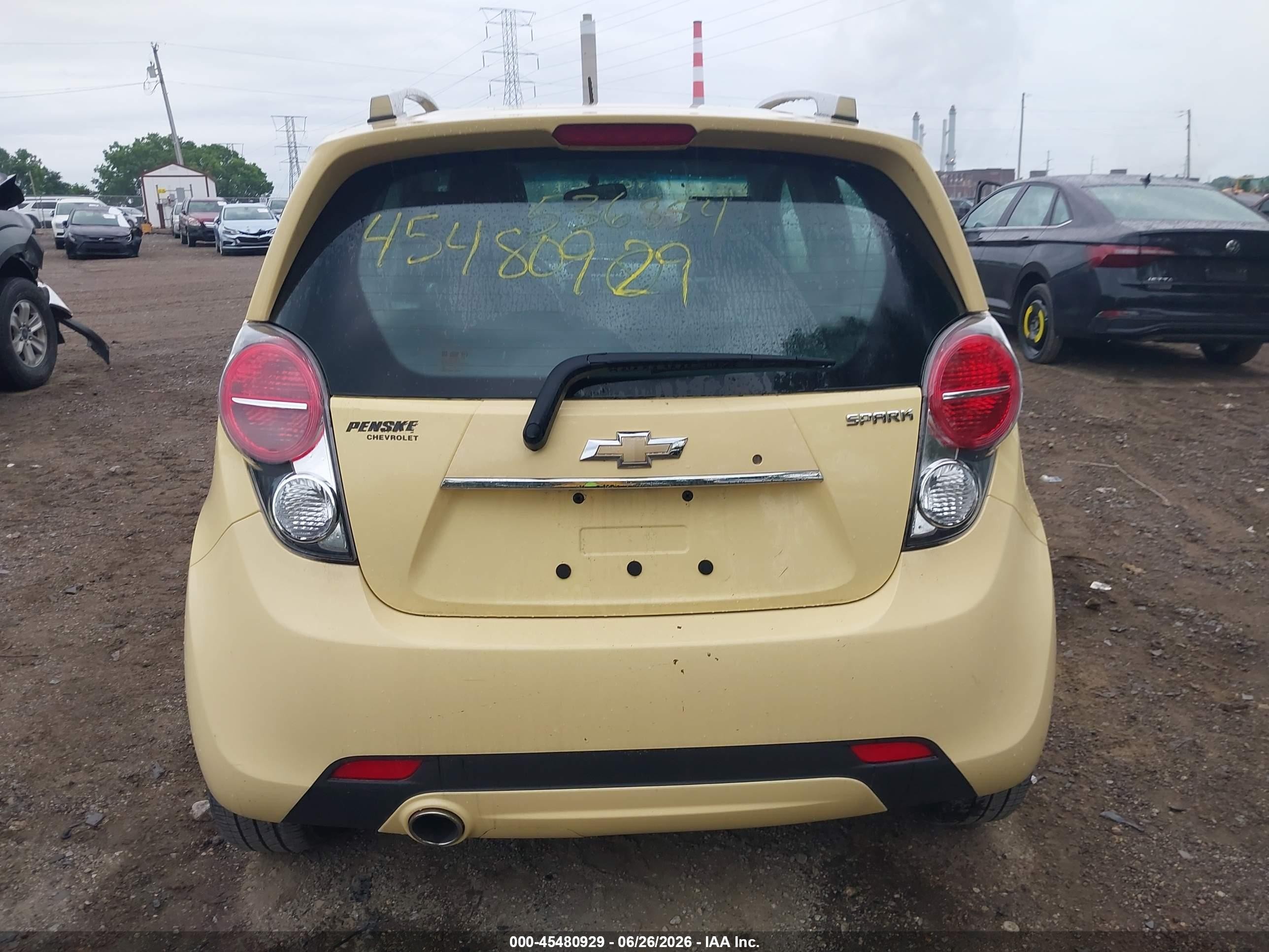 2013 Chevrolet Spark 2lt Auto Yellow vin: KL8CF6S95DC536854