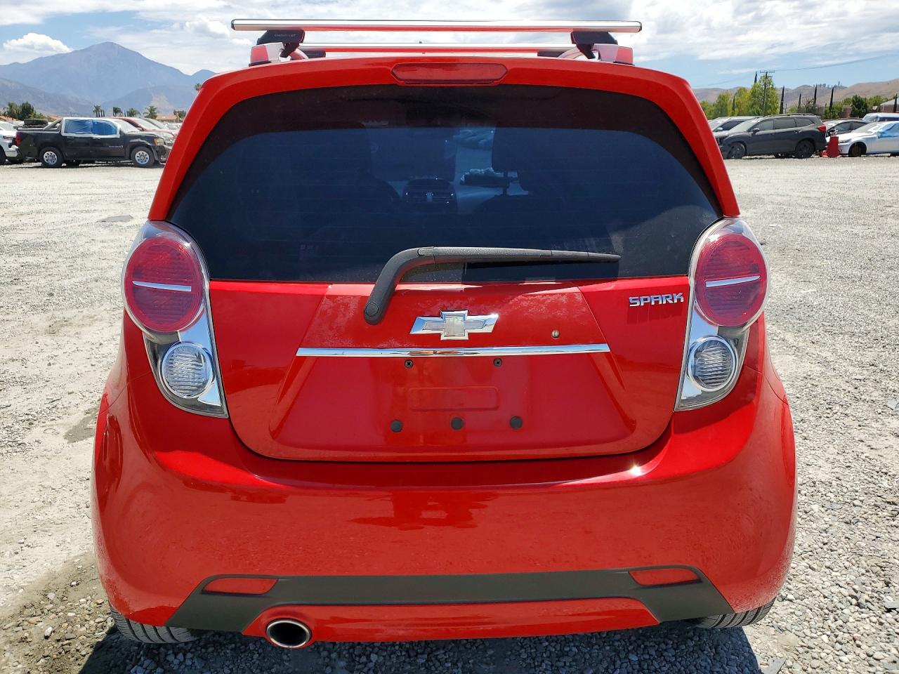 2015 Chevrolet Spark 2lt Red vin: KL8CF6S97FC755379