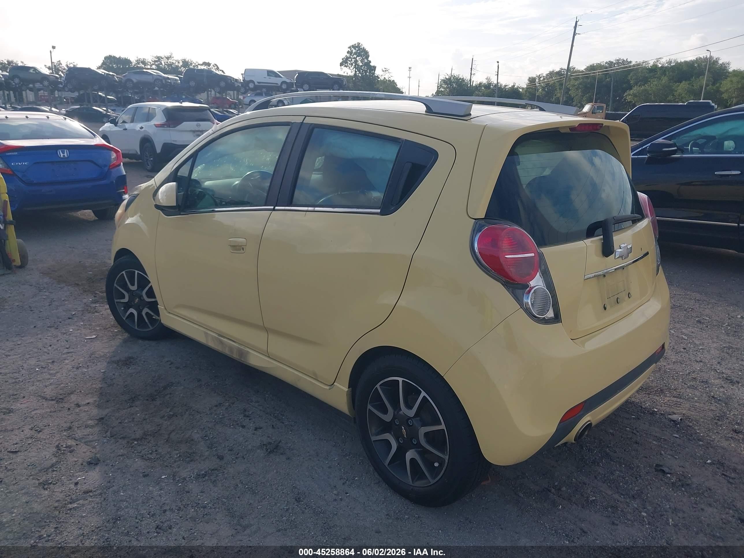 2013 Chevrolet Spark 2lt Auto Yellow vin: KL8CF6S98DC608078