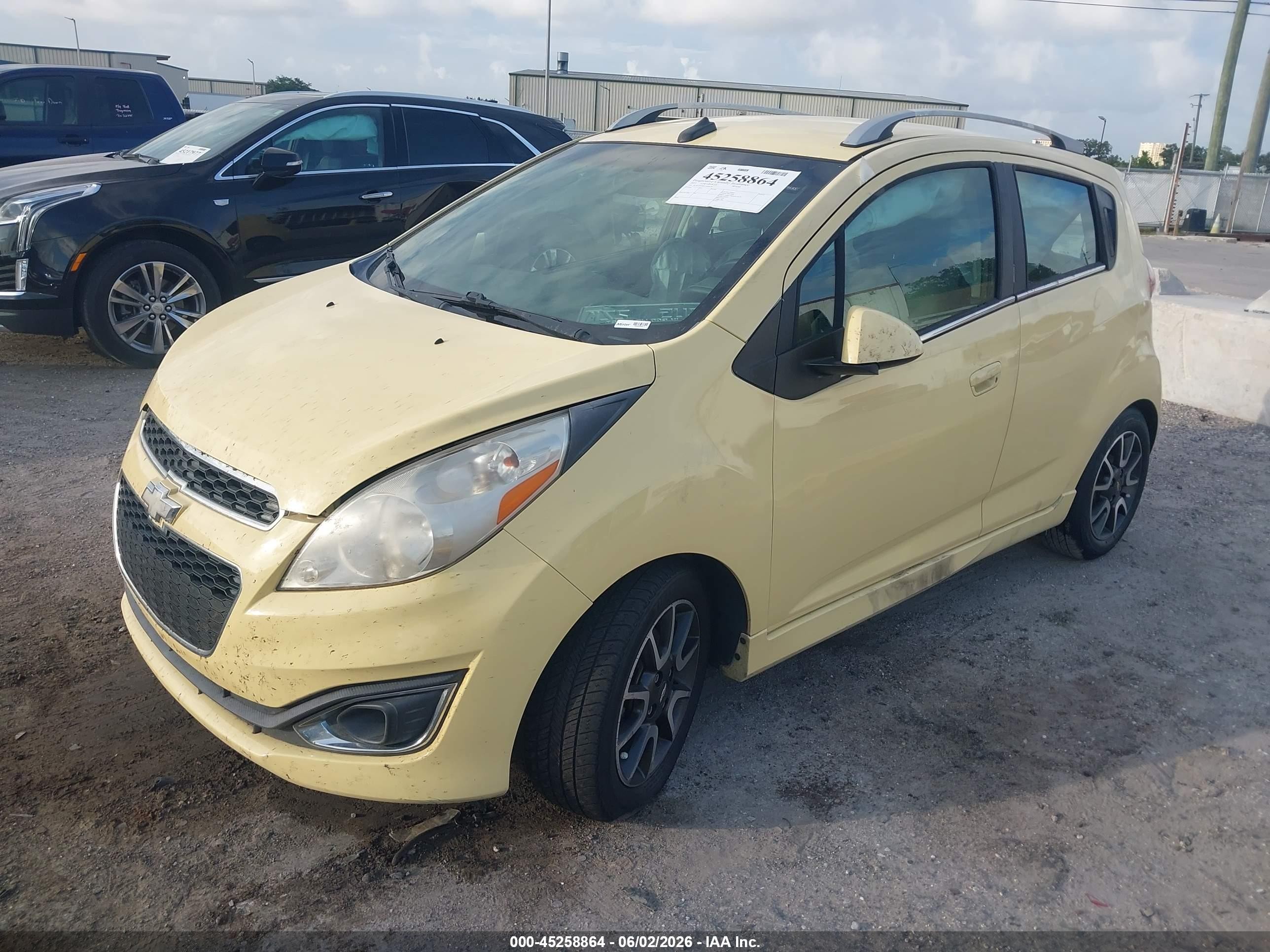 2013 Chevrolet Spark 2lt Auto Yellow vin: KL8CF6S98DC608078